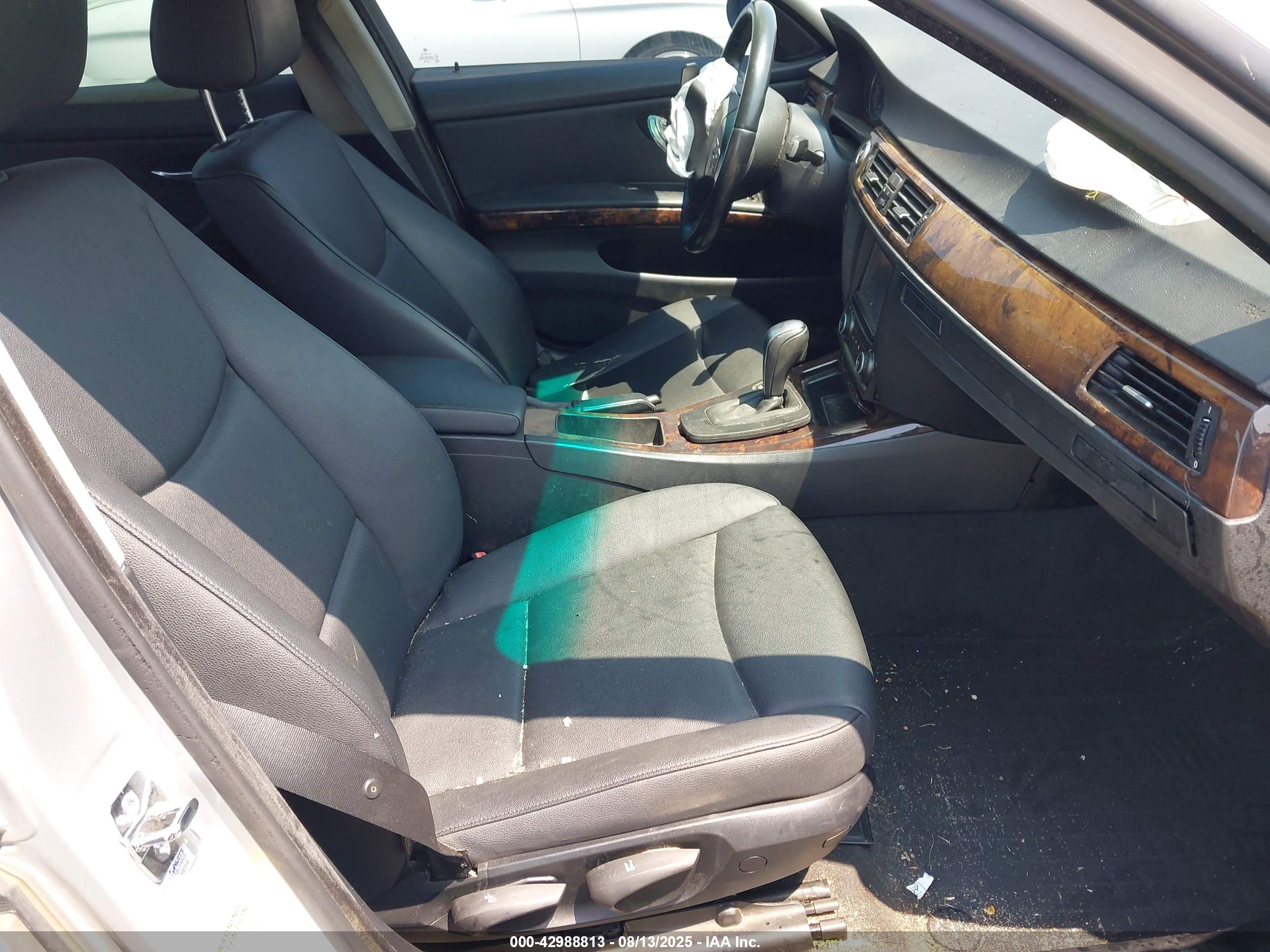 BMW 328I image 5