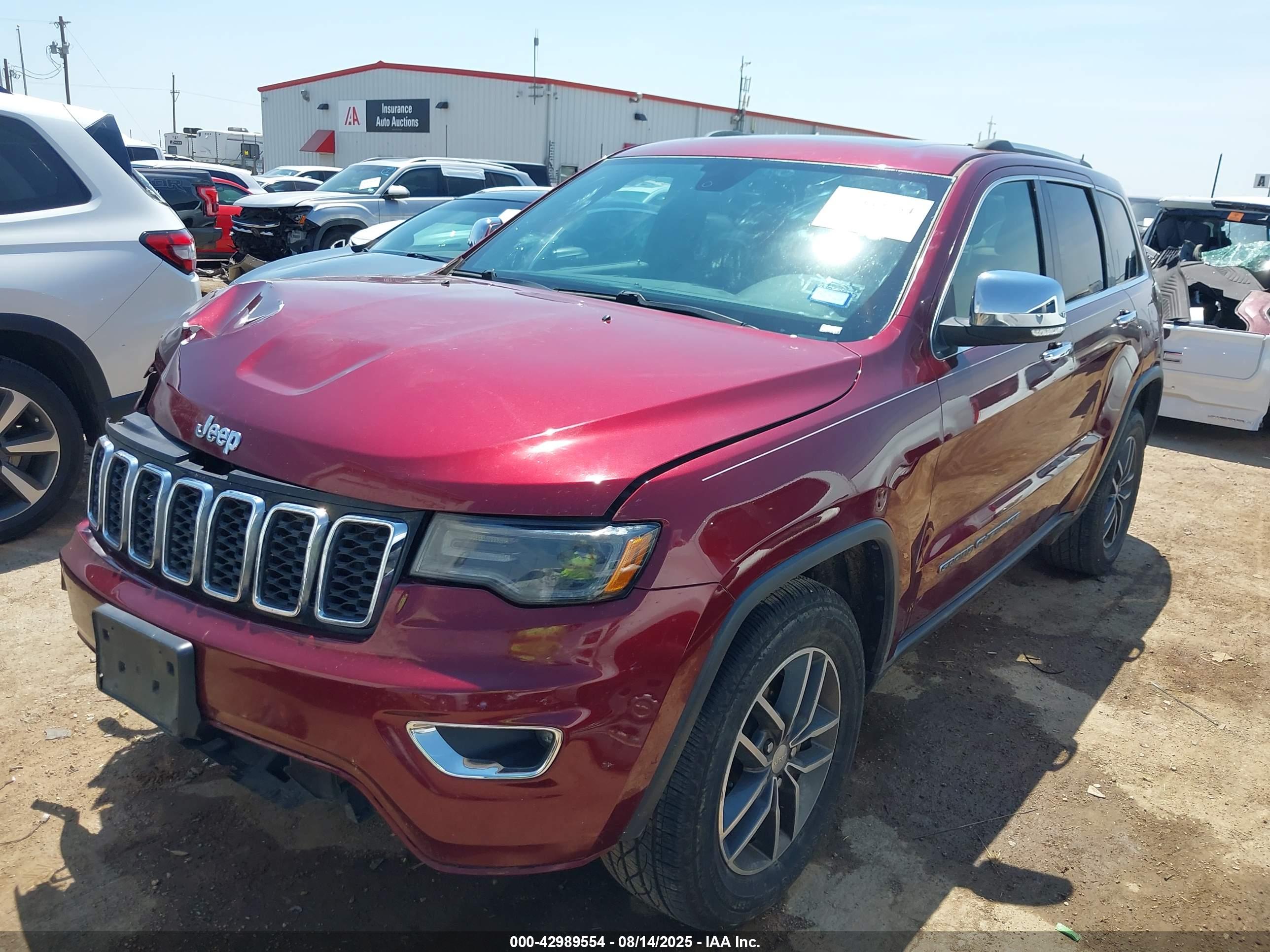 JEEP GRAND image 2
