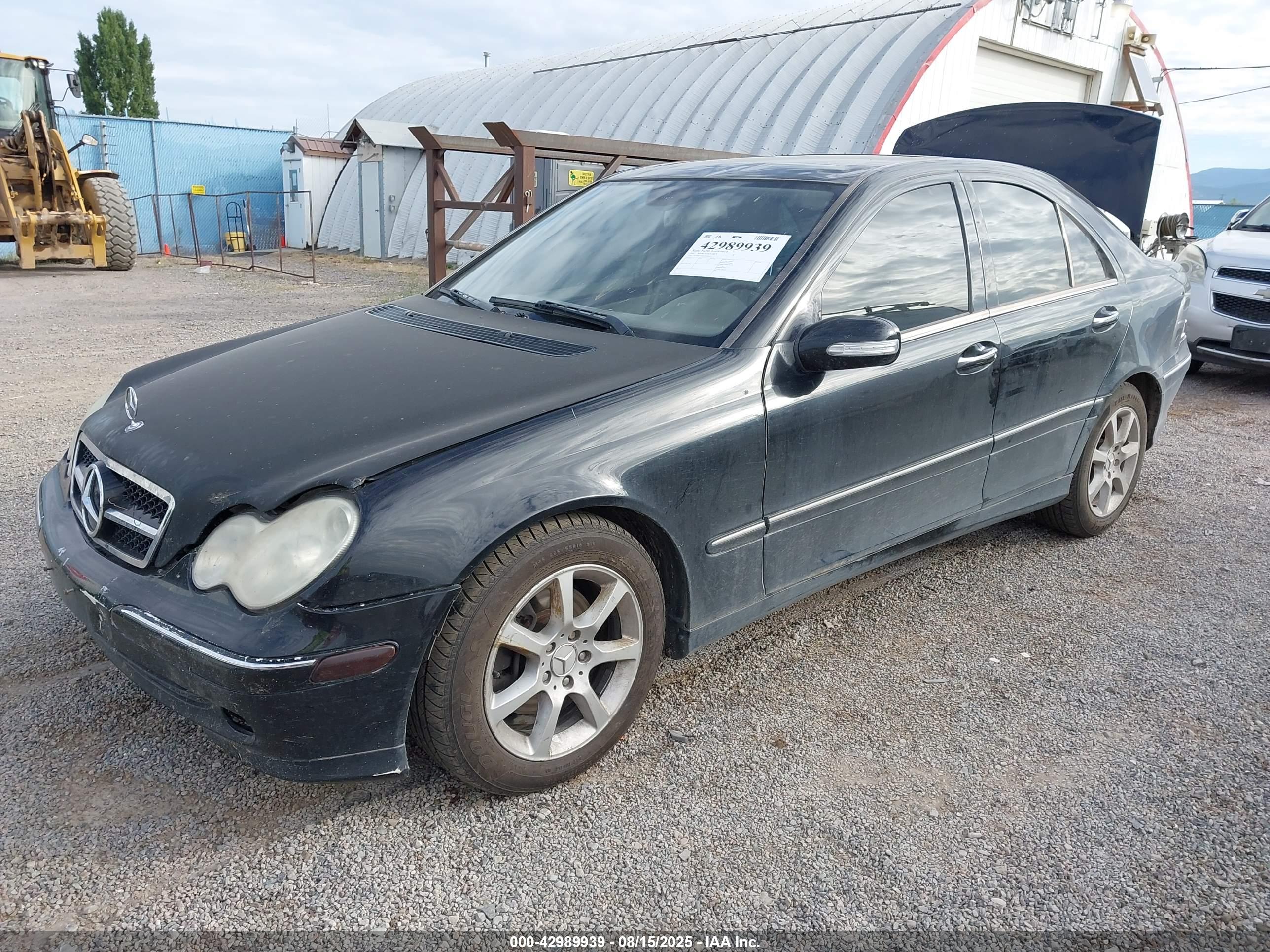 MERCEDES-BENZ C image 2