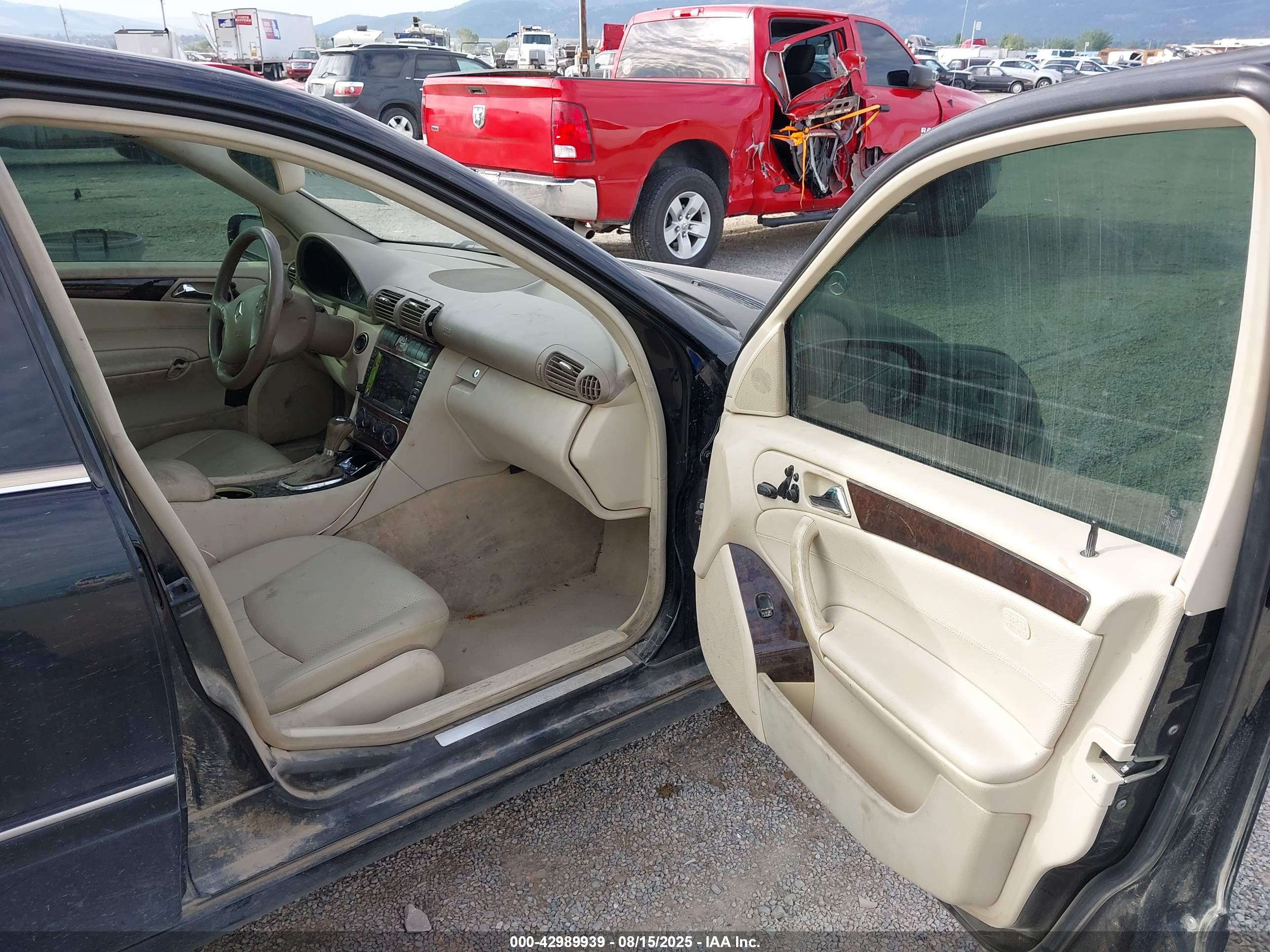 MERCEDES-BENZ C image 5