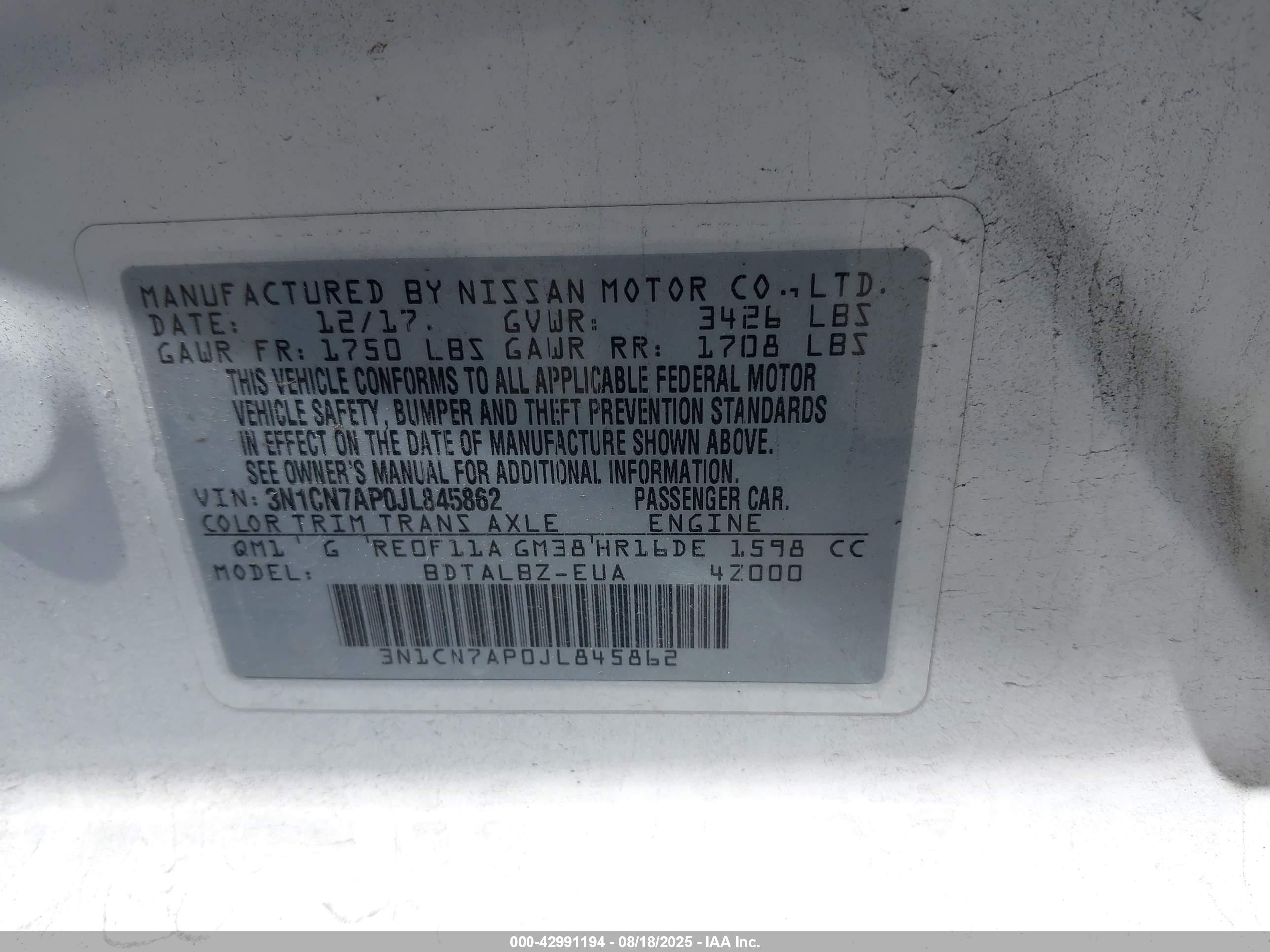 NISSAN VERSA image 9