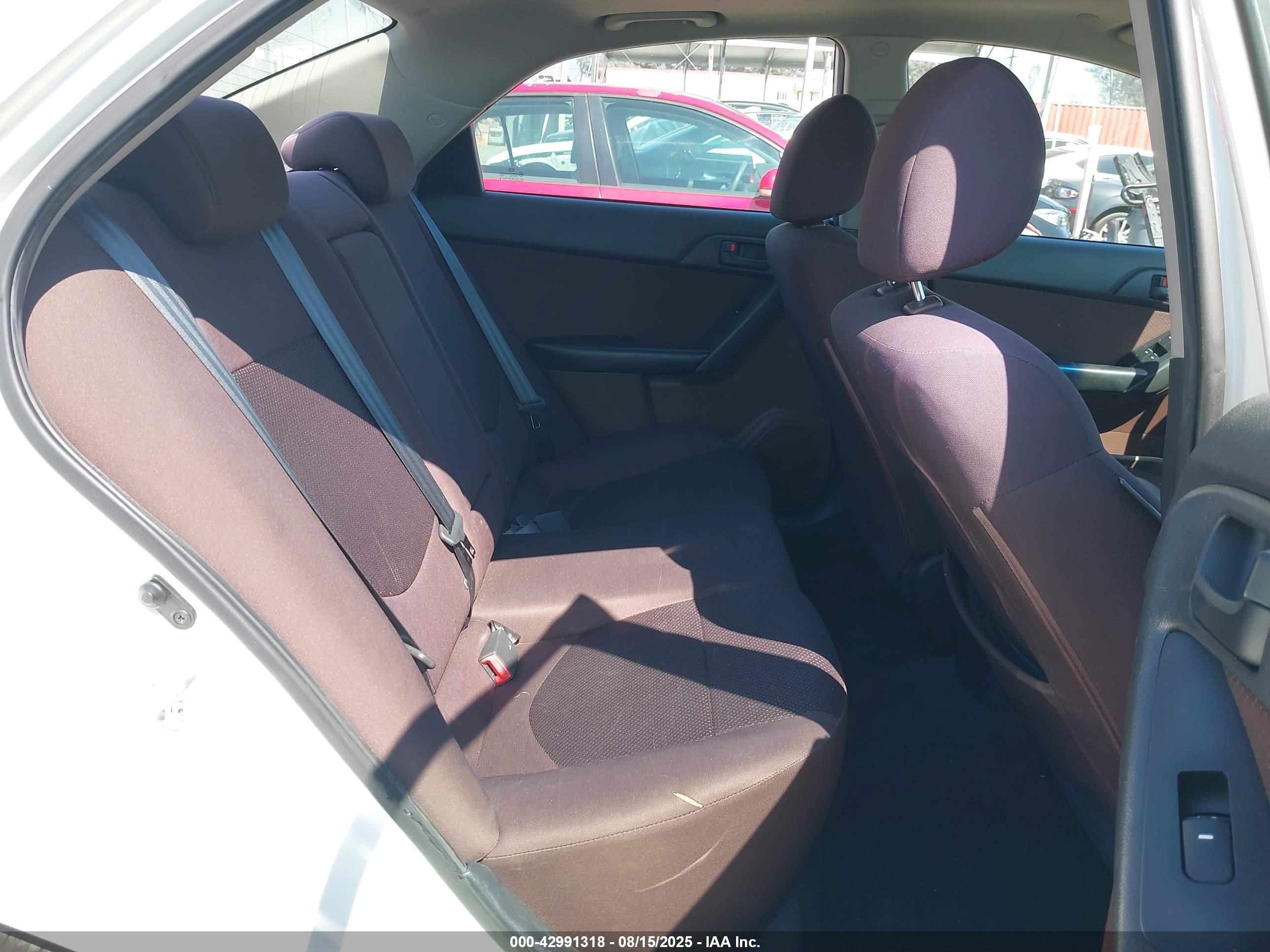 KIA FORTE image 8