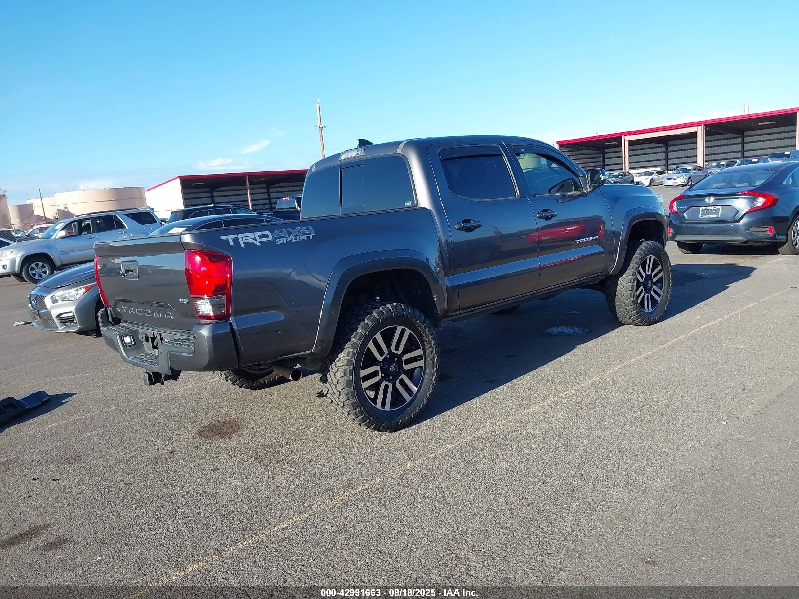TOYOTA TACOMA image 4