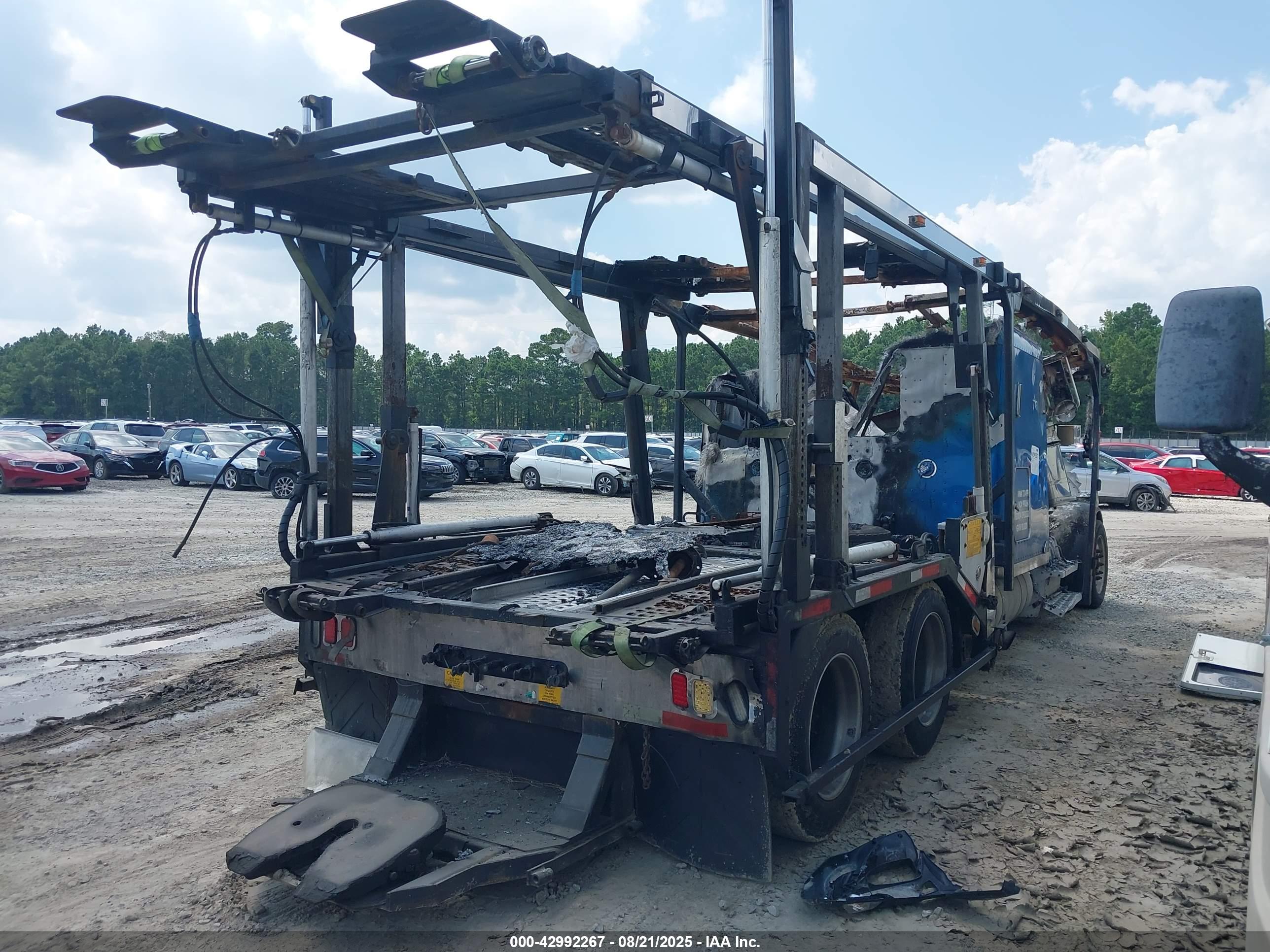 PETERBILT 379 image 4