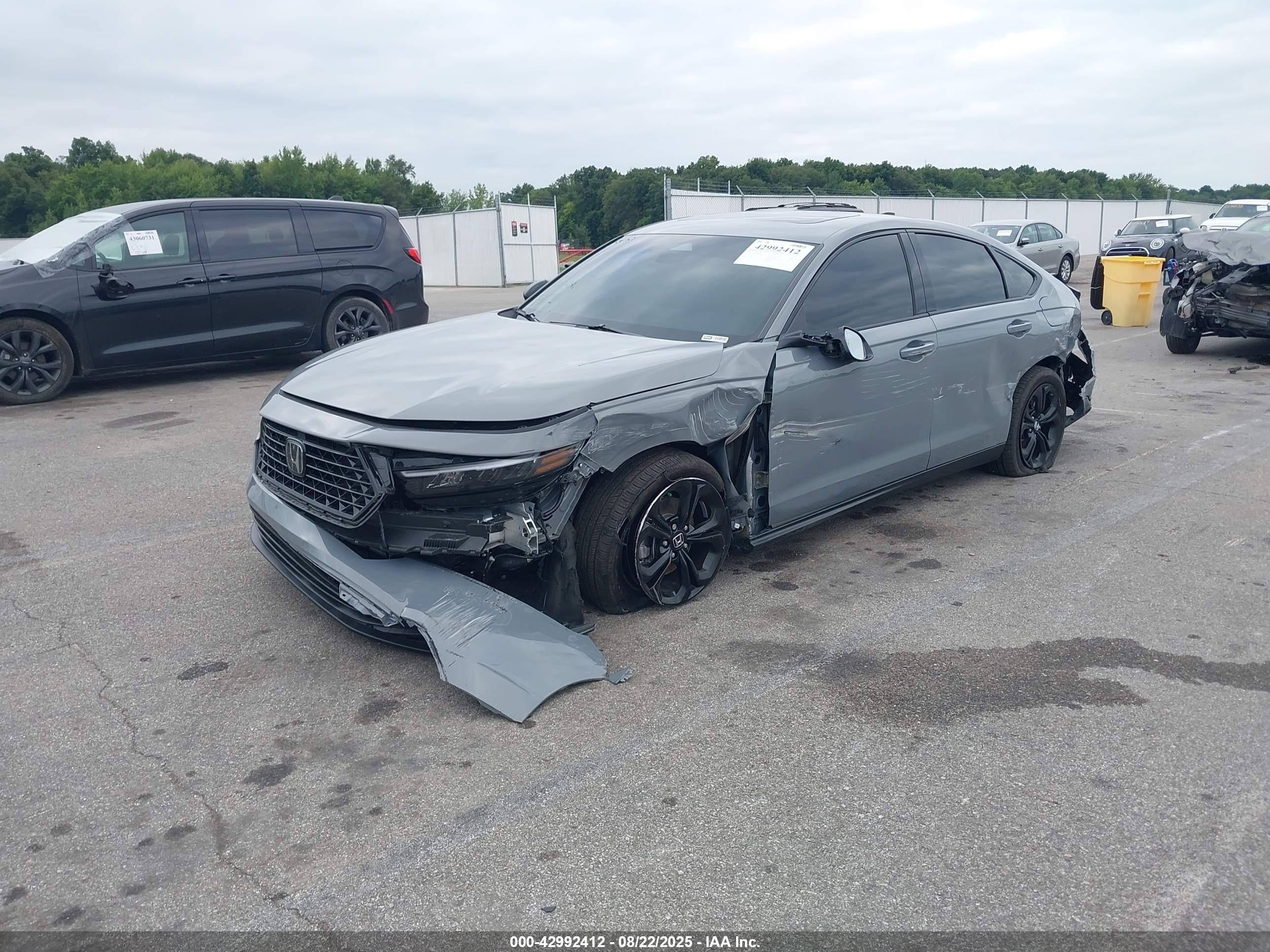 HONDA ACCORD image 2