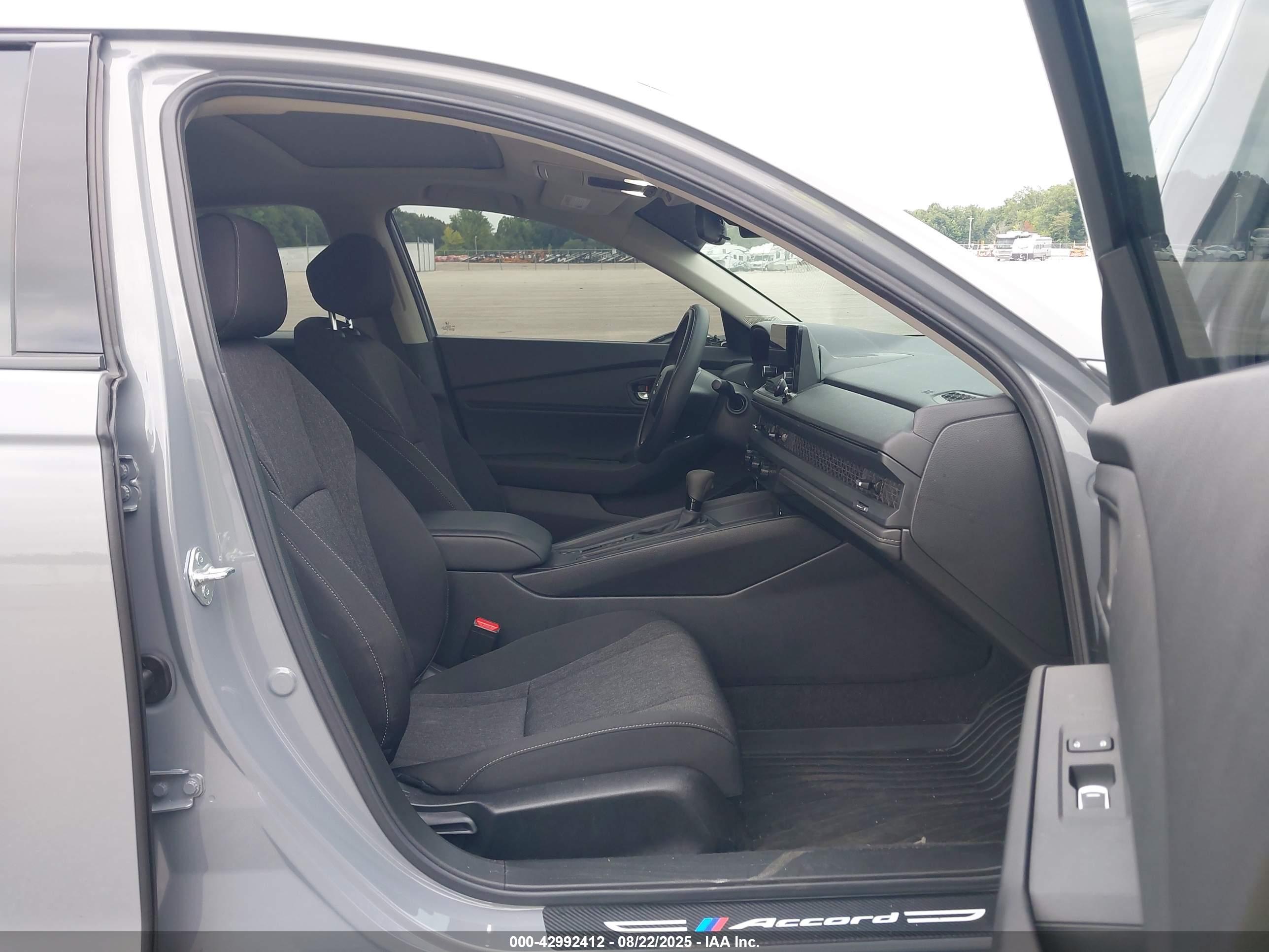 HONDA ACCORD image 5