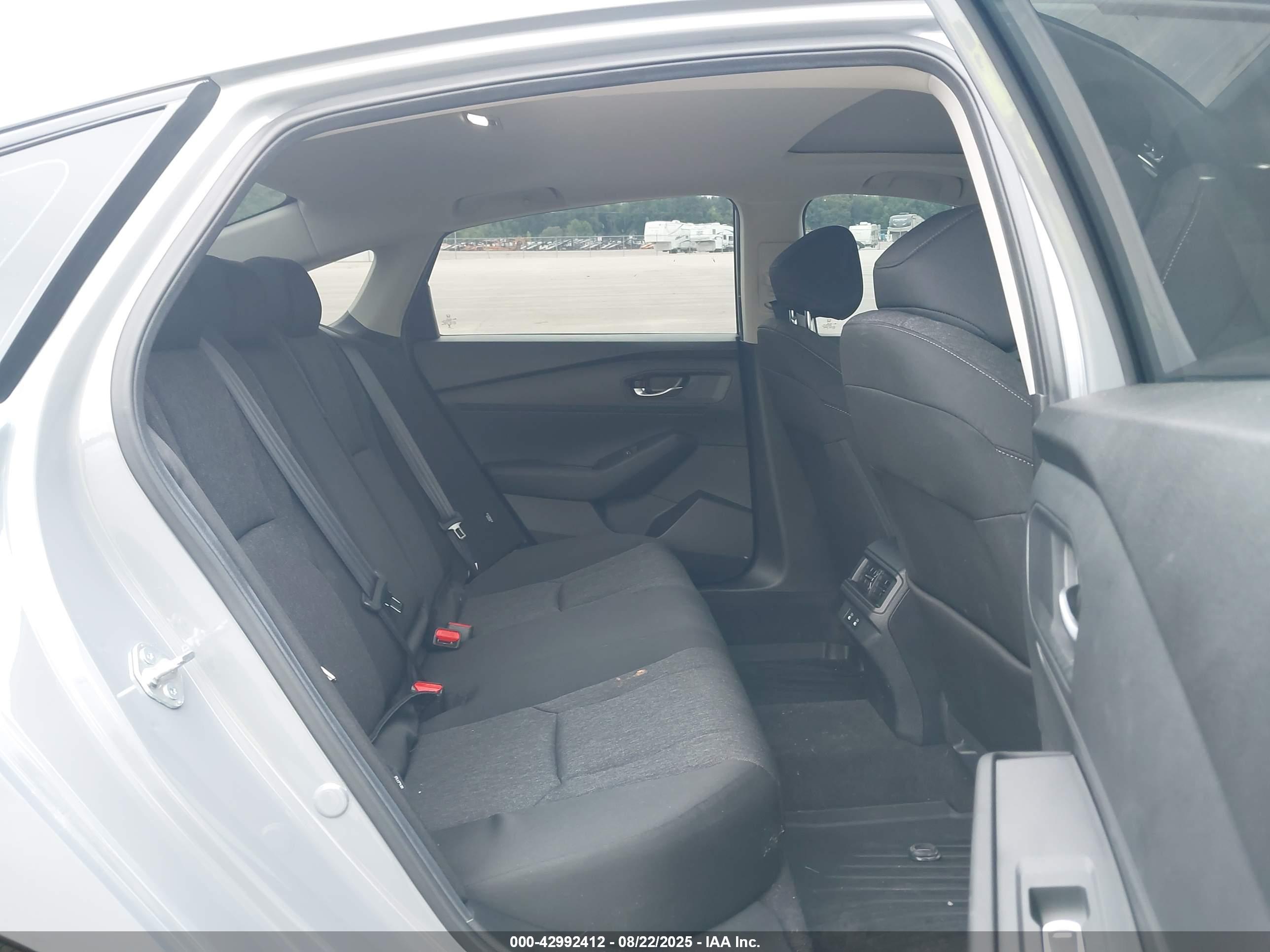 HONDA ACCORD image 8