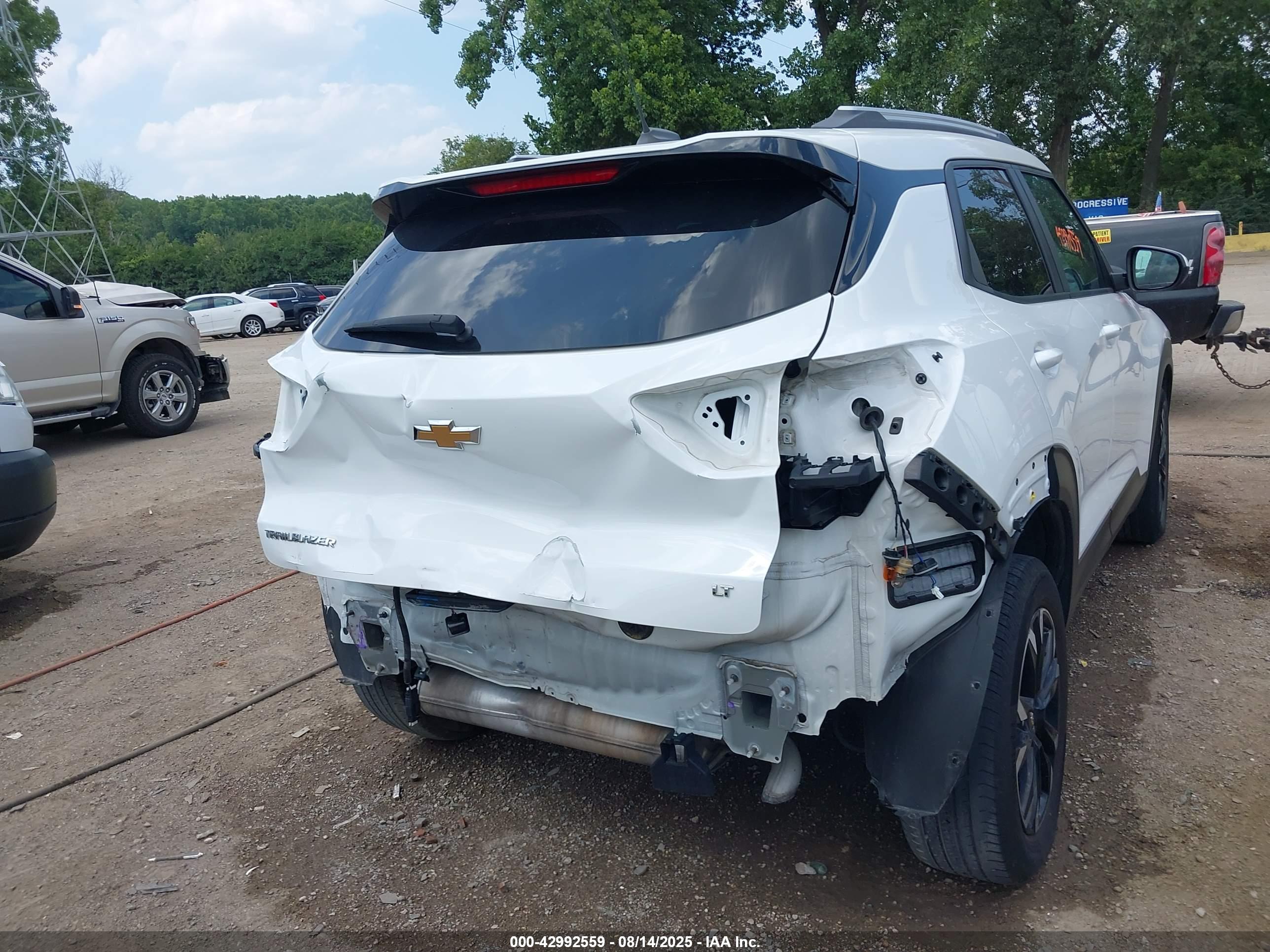 CHEVROLET TRAILBLAZER image 6
