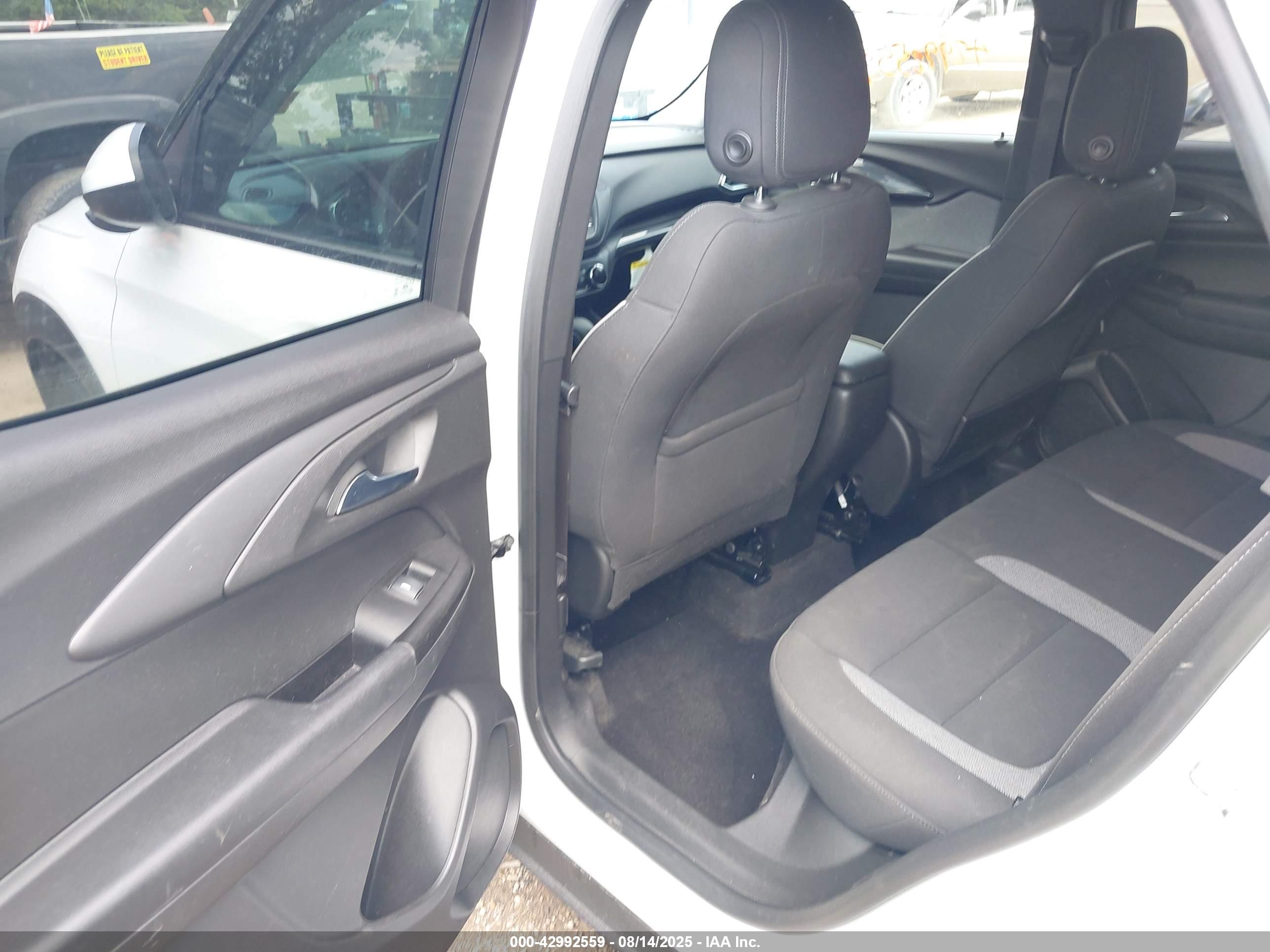 CHEVROLET TRAILBLAZER image 8