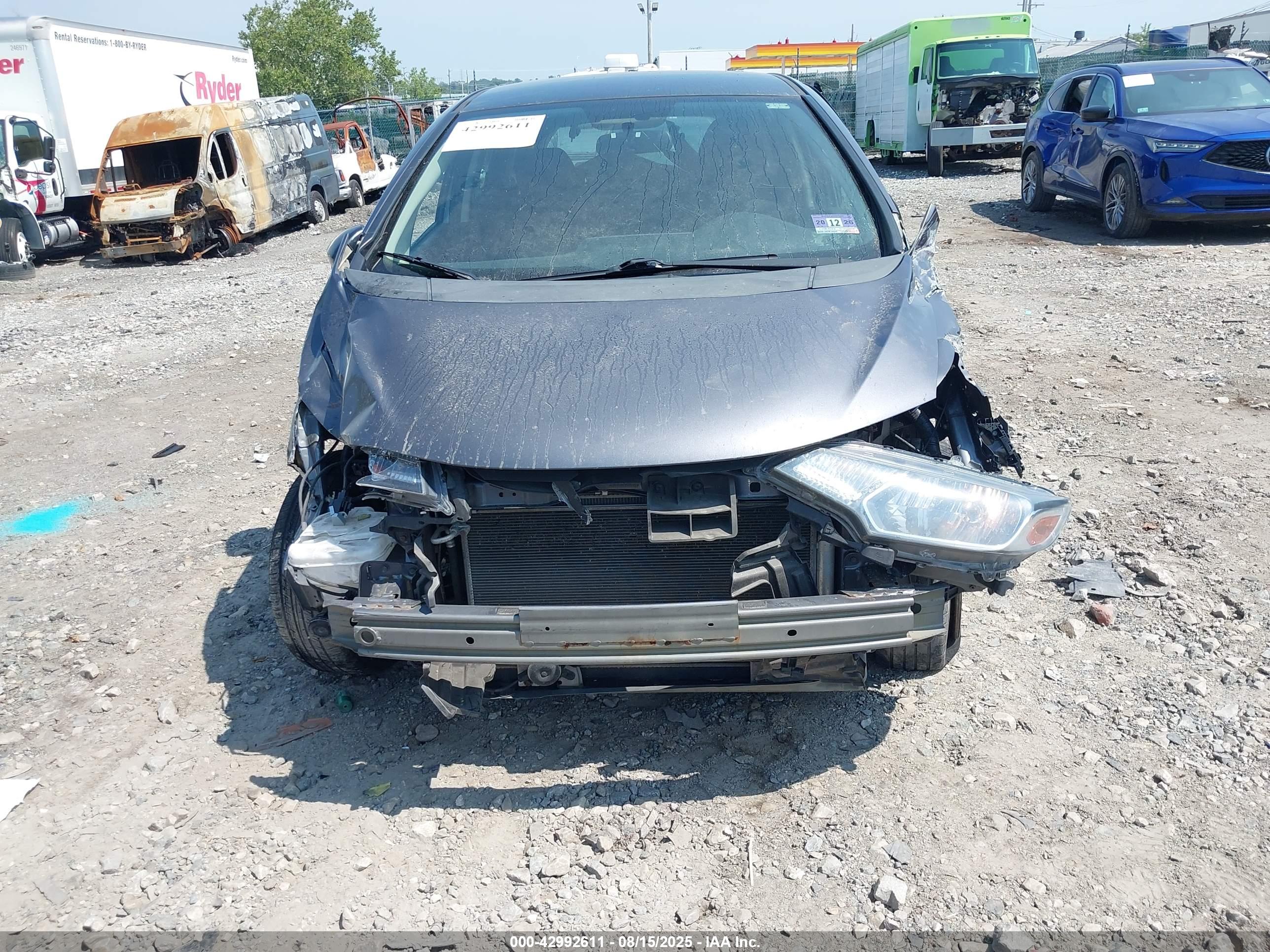 HONDA FIT image 6