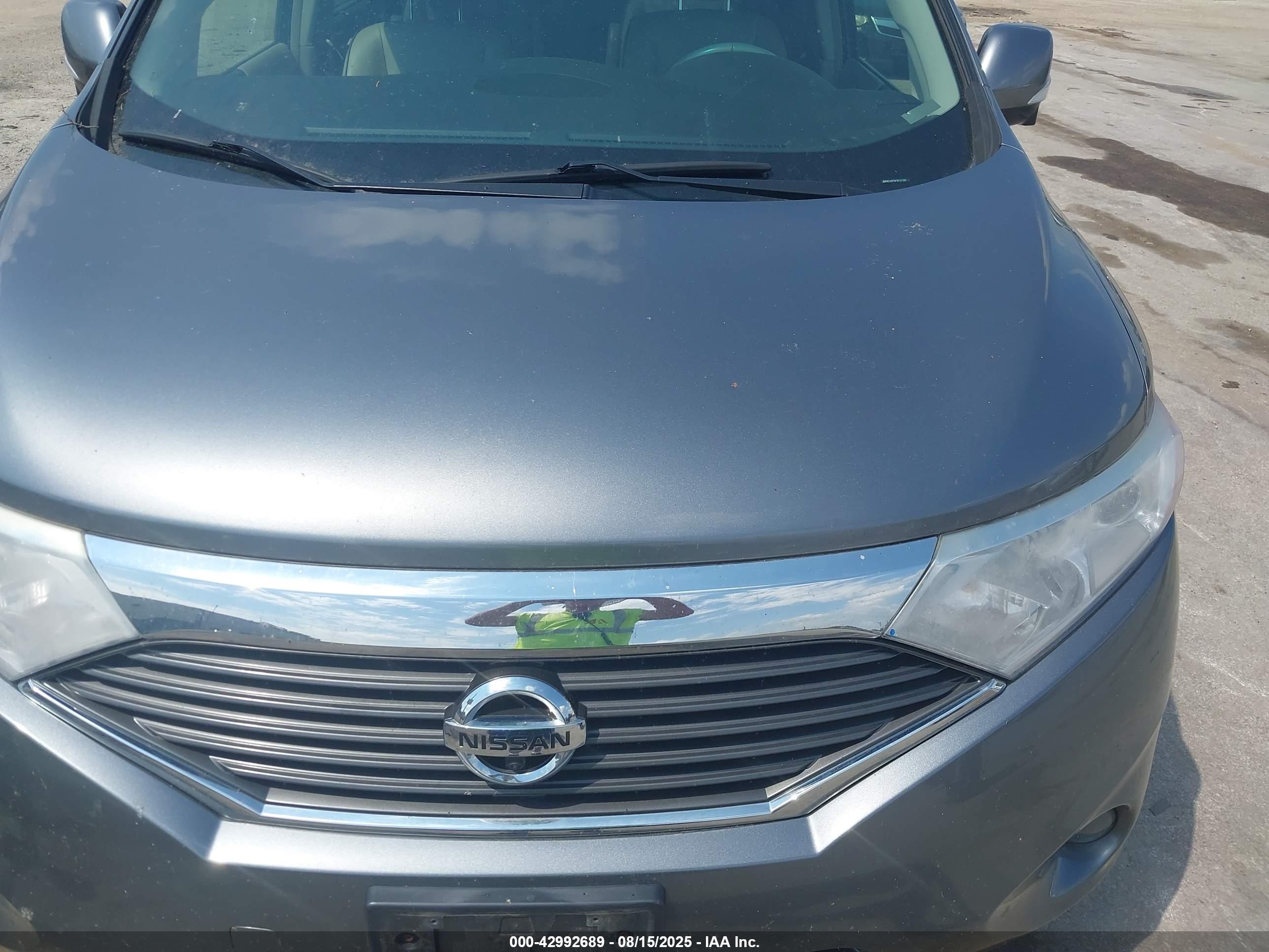 NISSAN QUEST image 6
