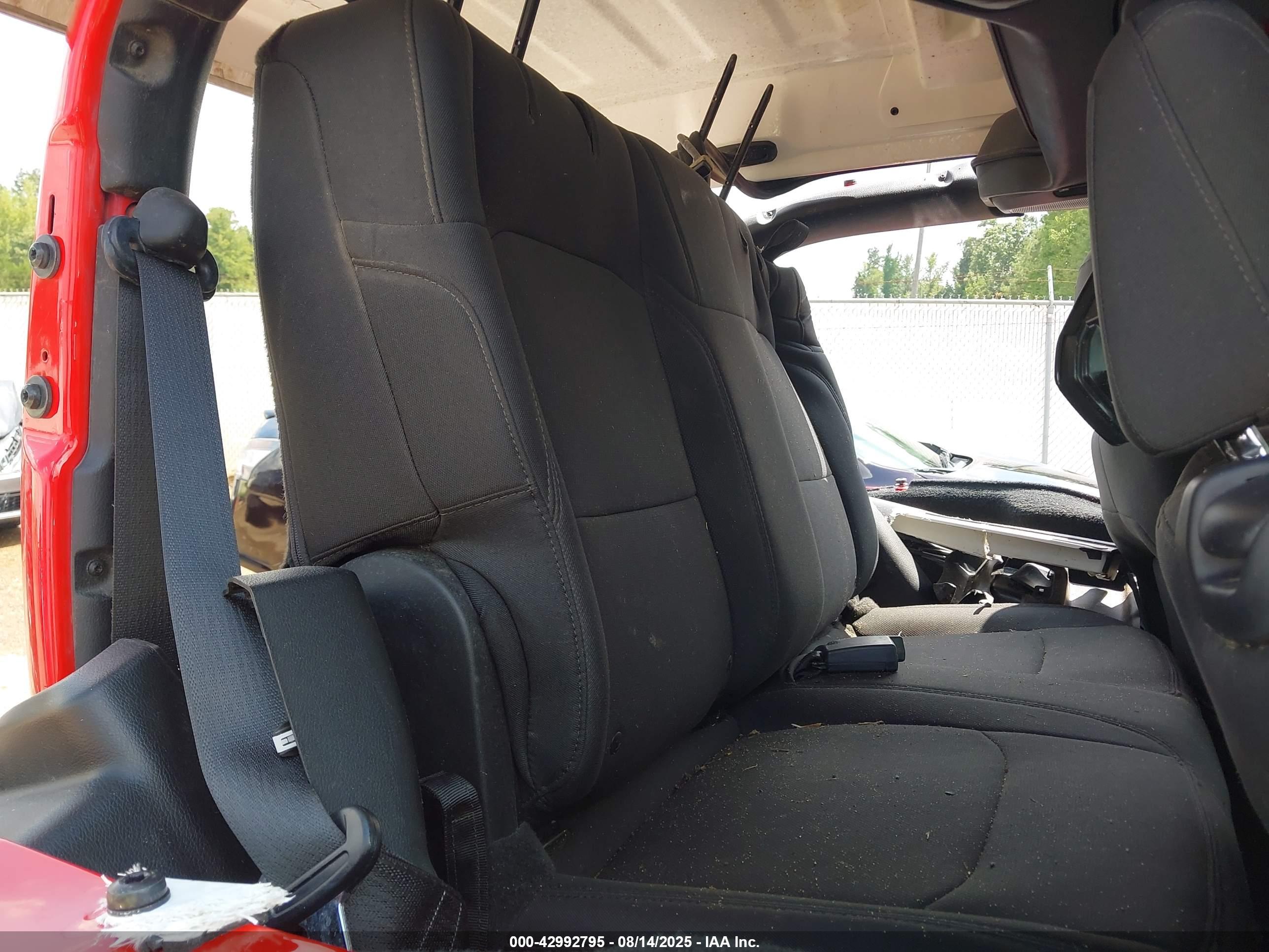 JEEP WRANGLER image 8