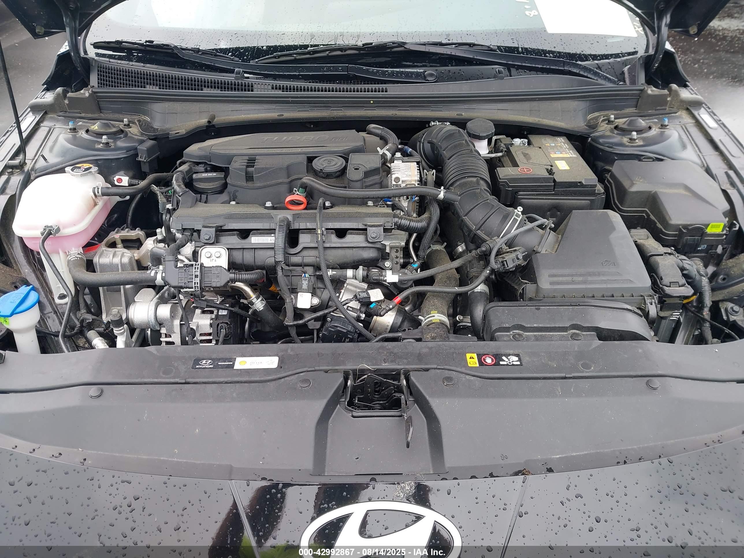 HYUNDAI ELANTRA image 10