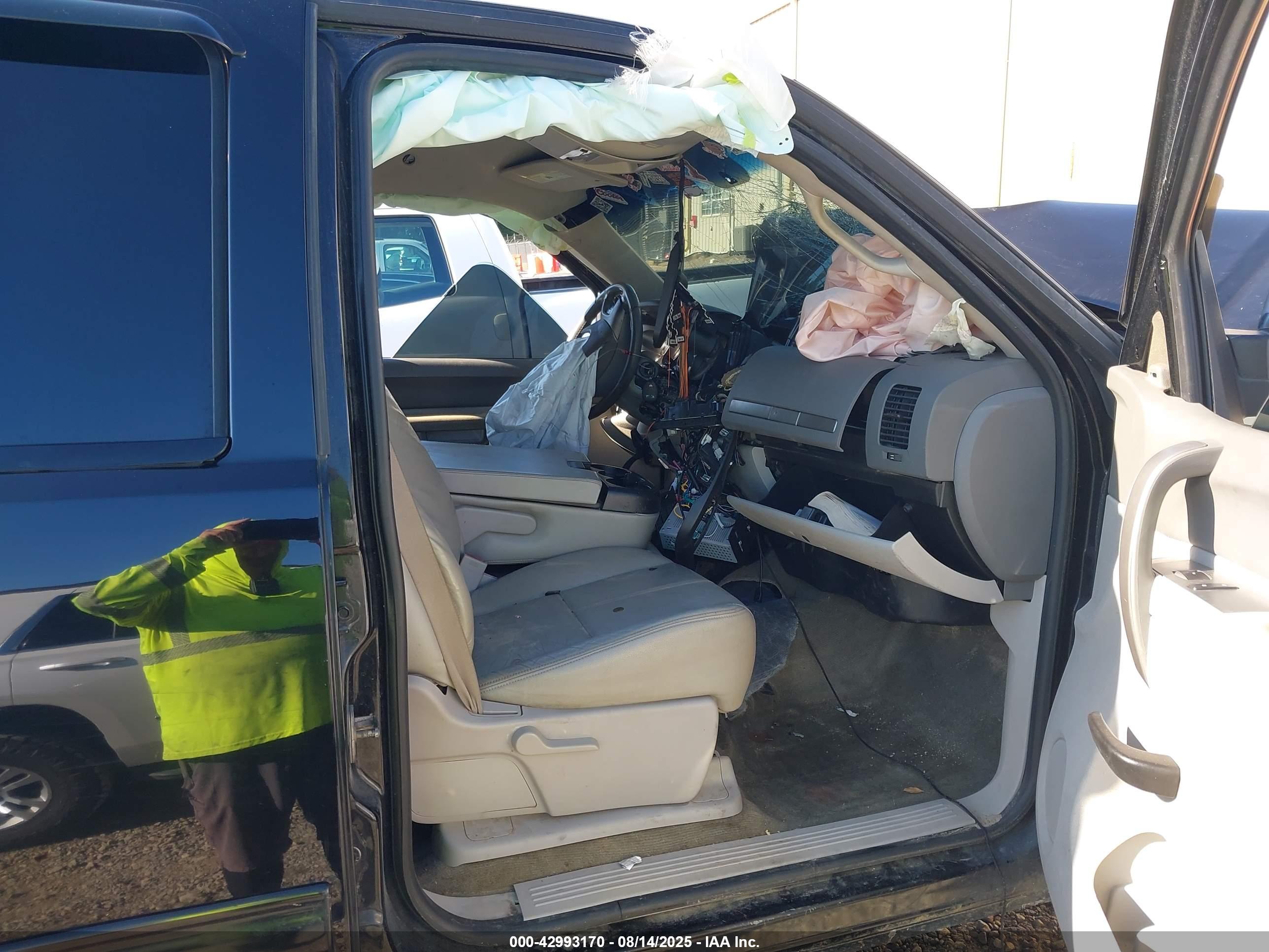 GMC SIERRA image 5