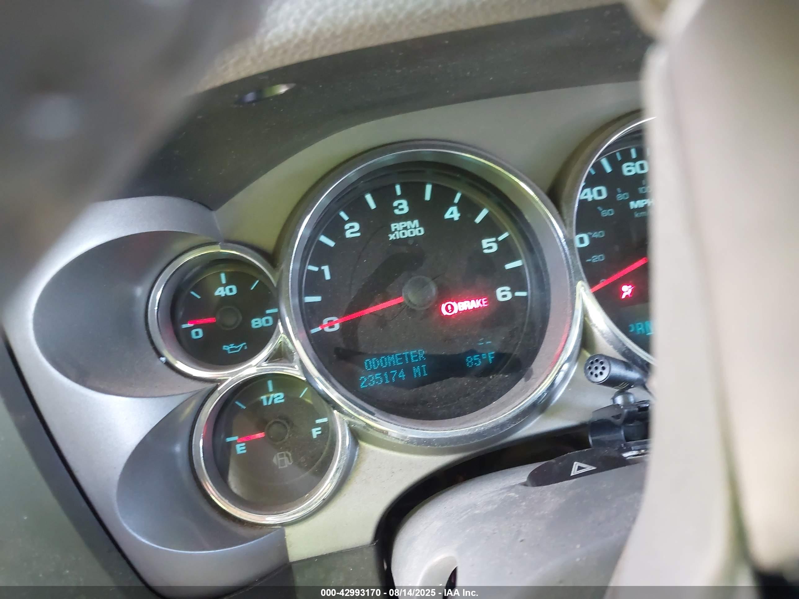 GMC SIERRA image 7