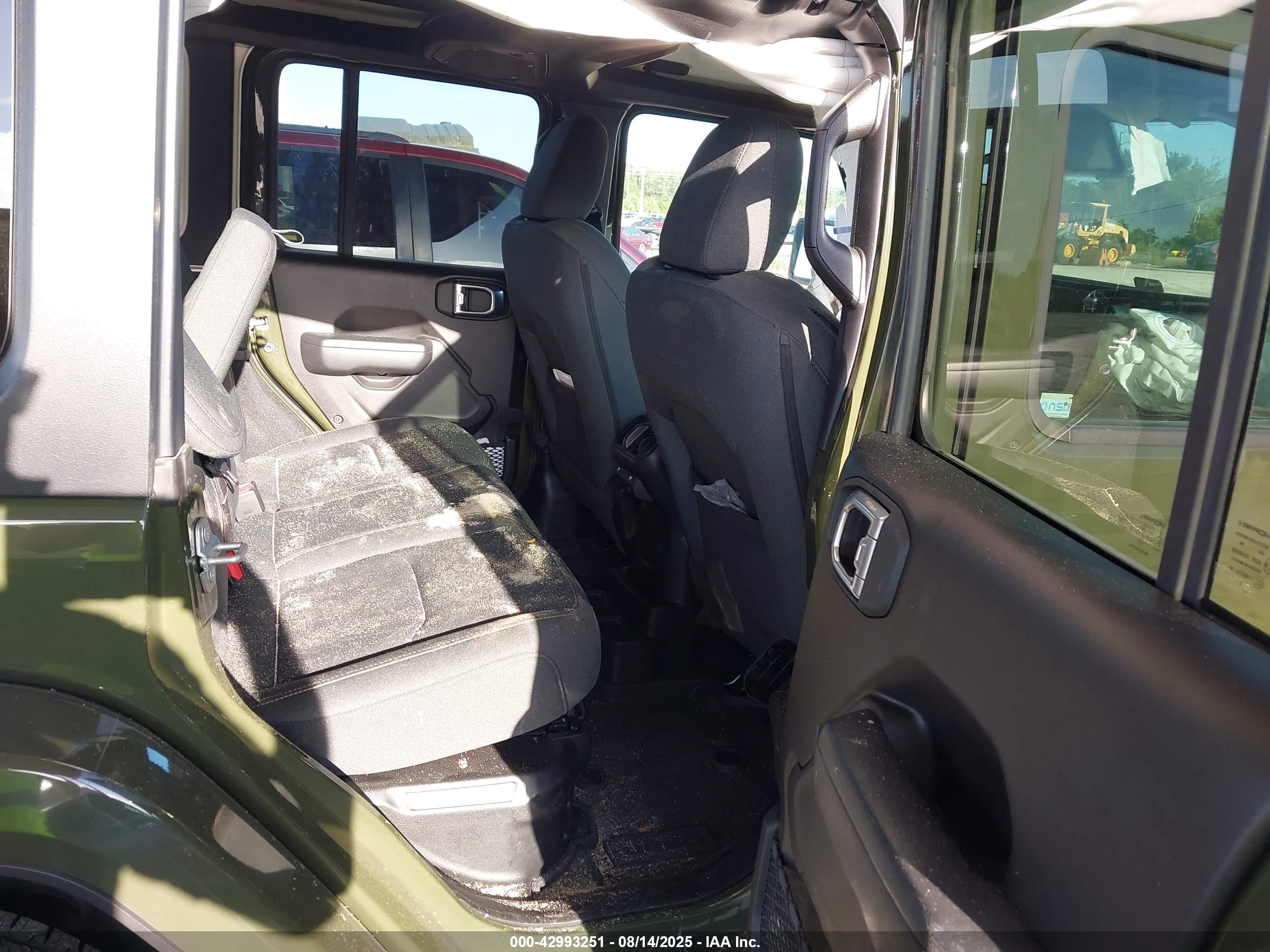 JEEP WRANGLER image 8