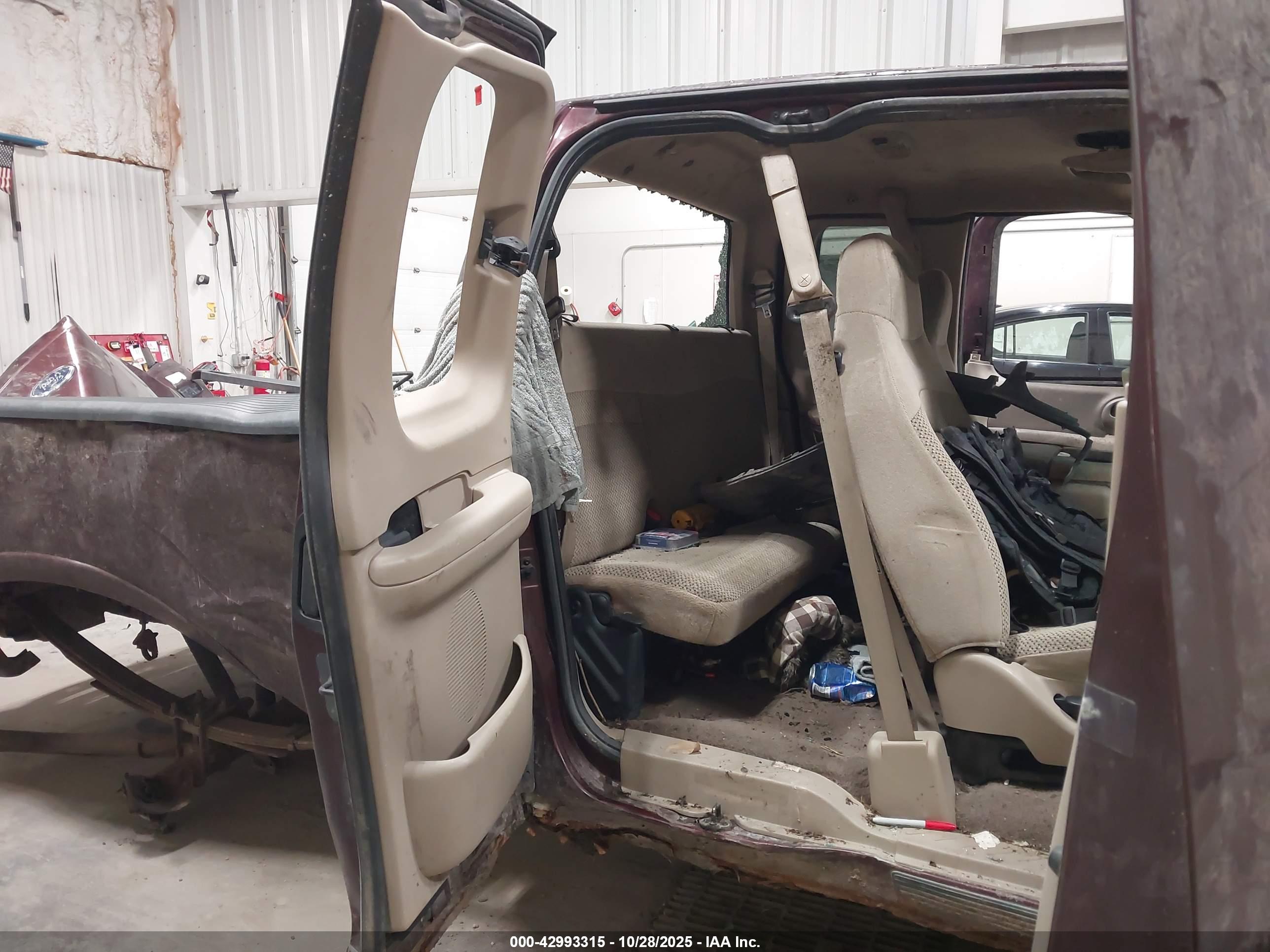 FORD F-150 image 8
