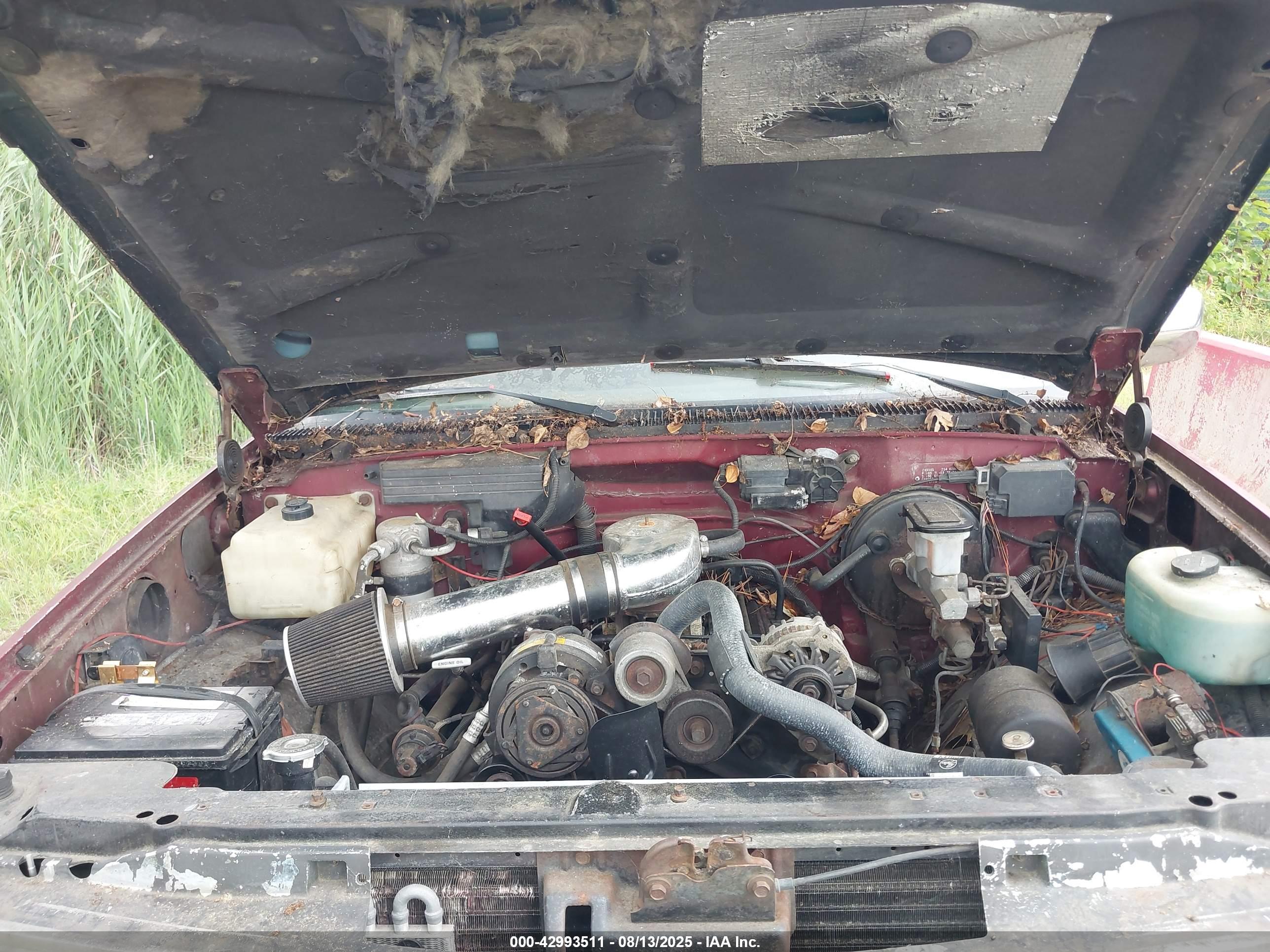 GMC GMT-400 image 10