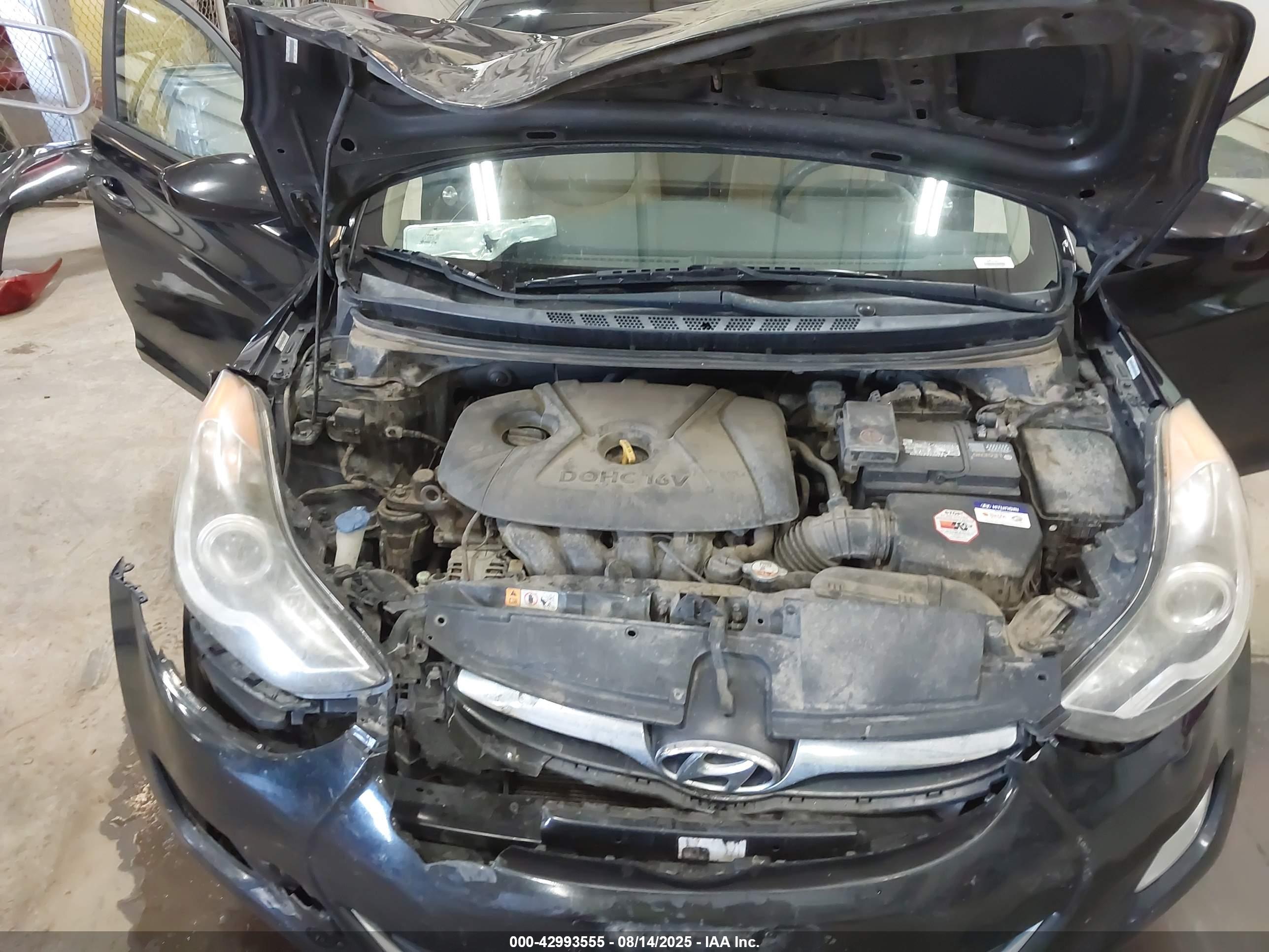 HYUNDAI ELANTRA image 10