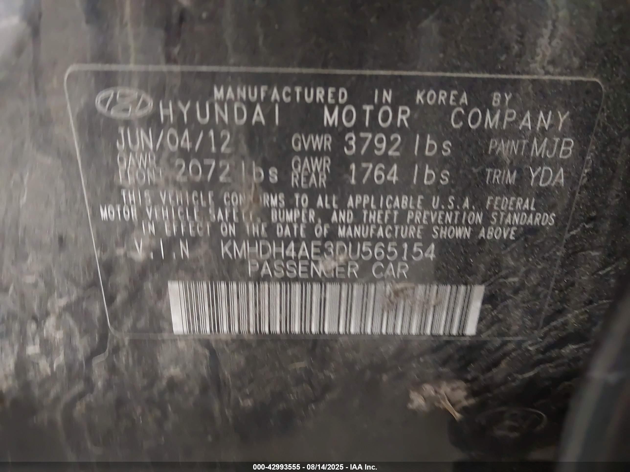 HYUNDAI ELANTRA image 9