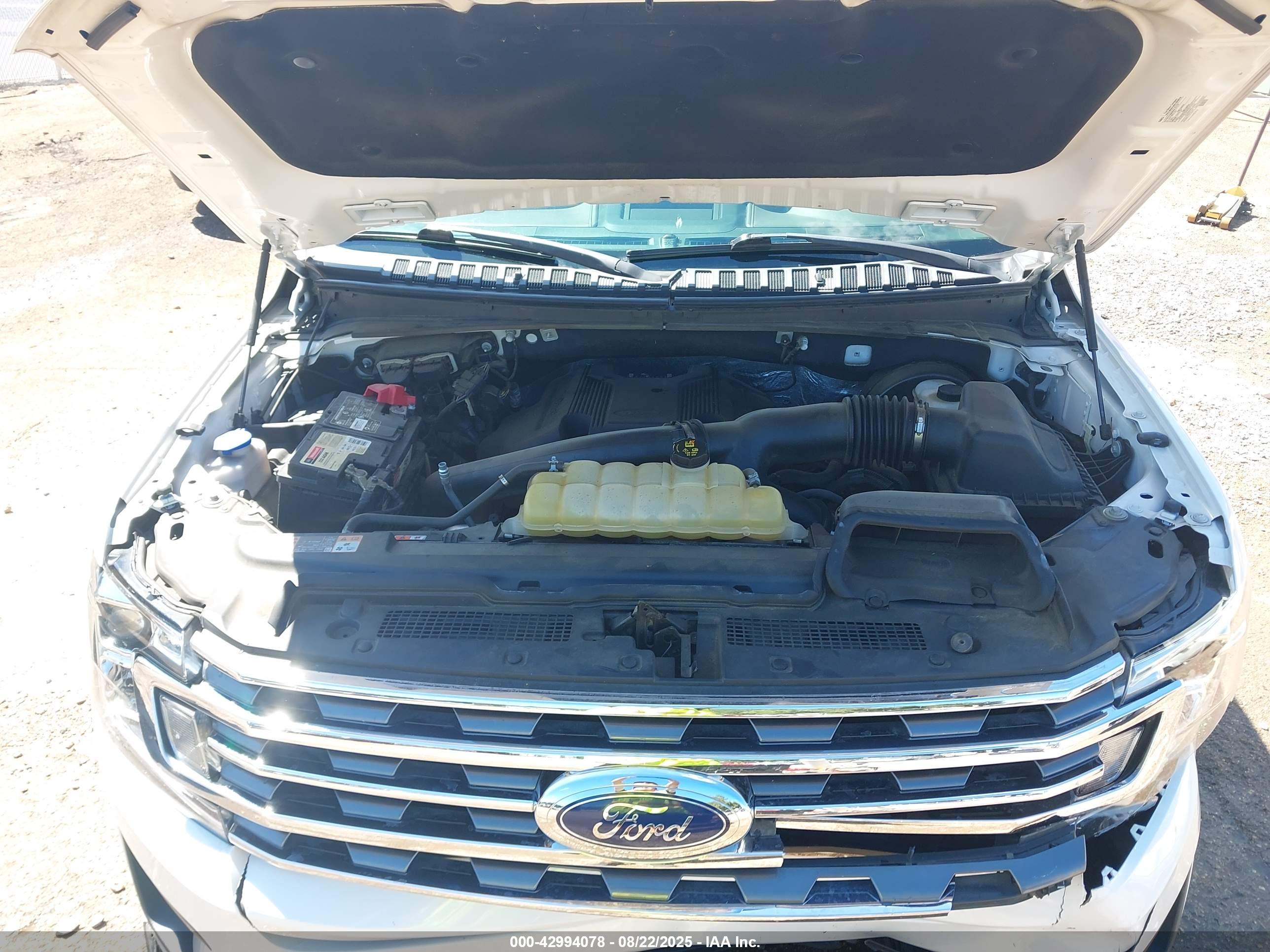 FORD EXPEDITION image 10