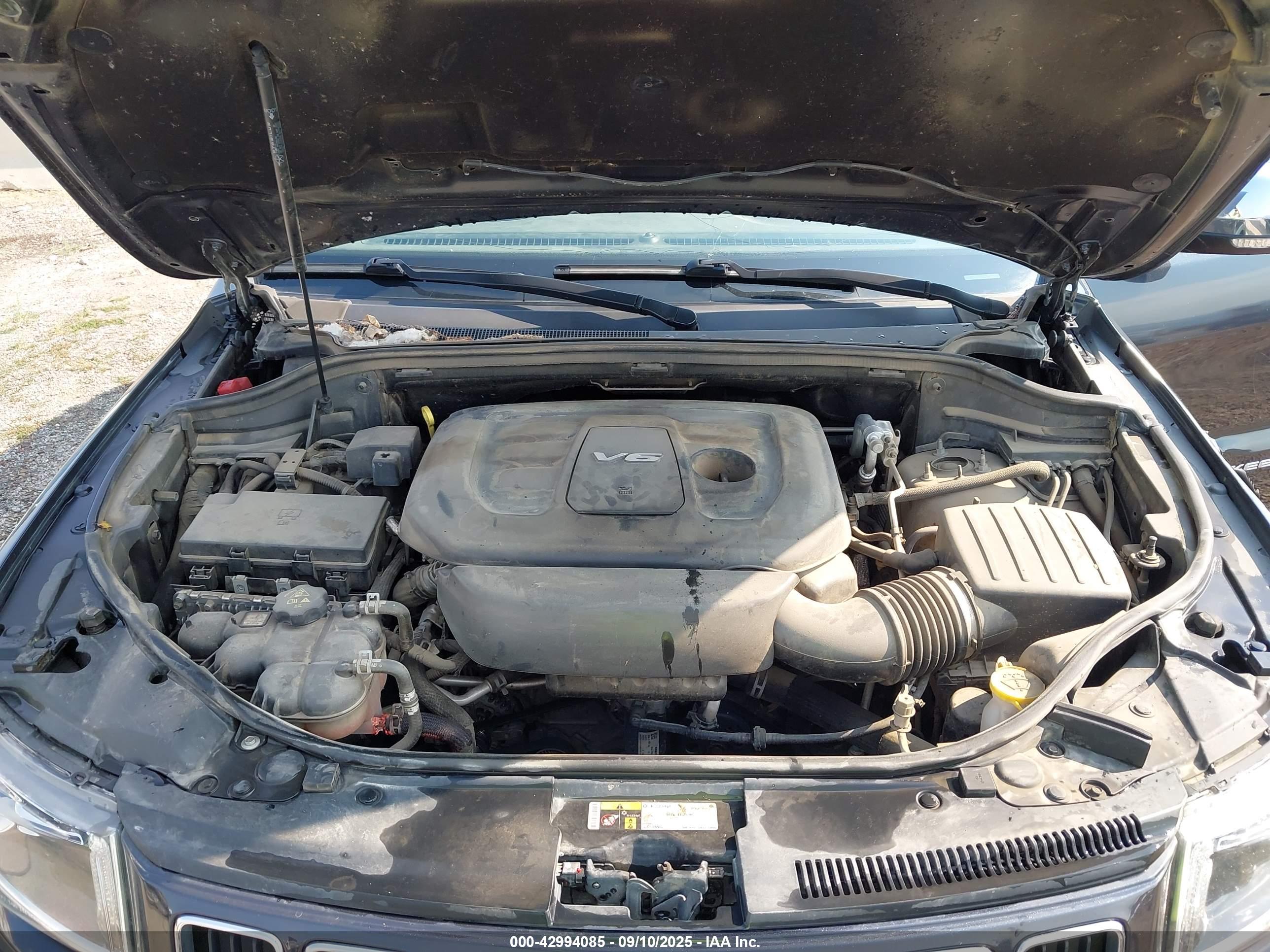 JEEP GRAND image 10