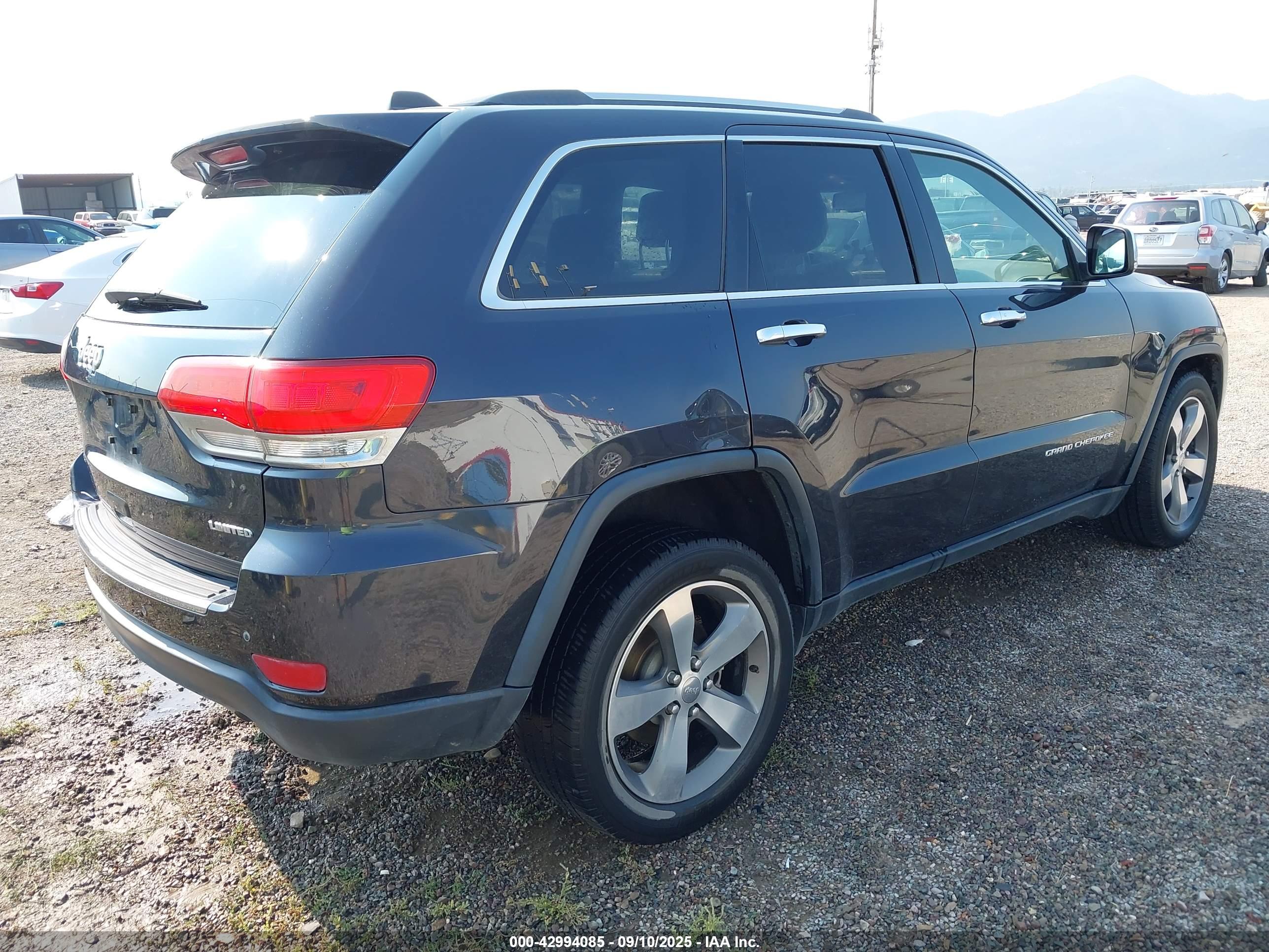 JEEP GRAND image 4