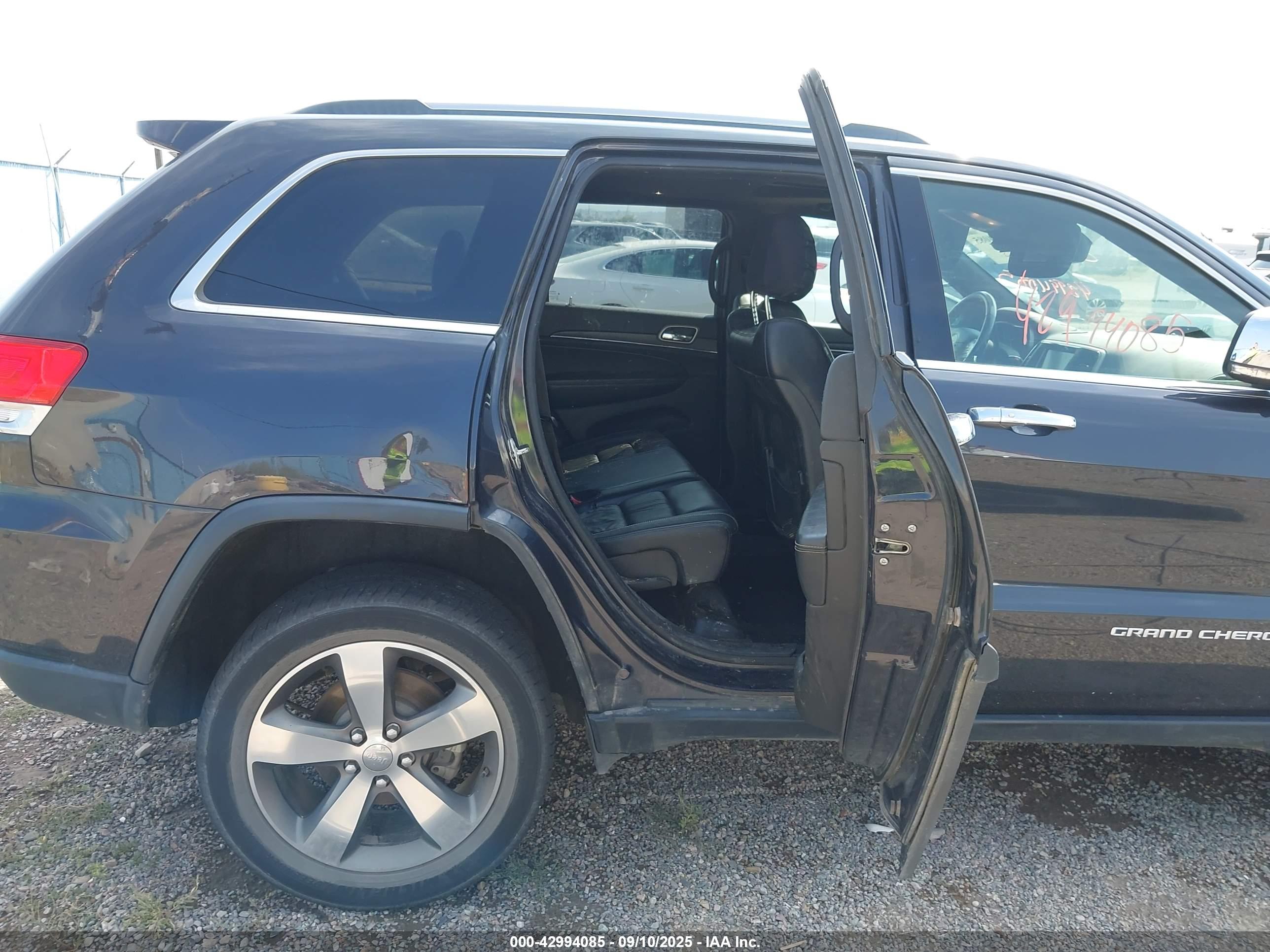 JEEP GRAND image 8