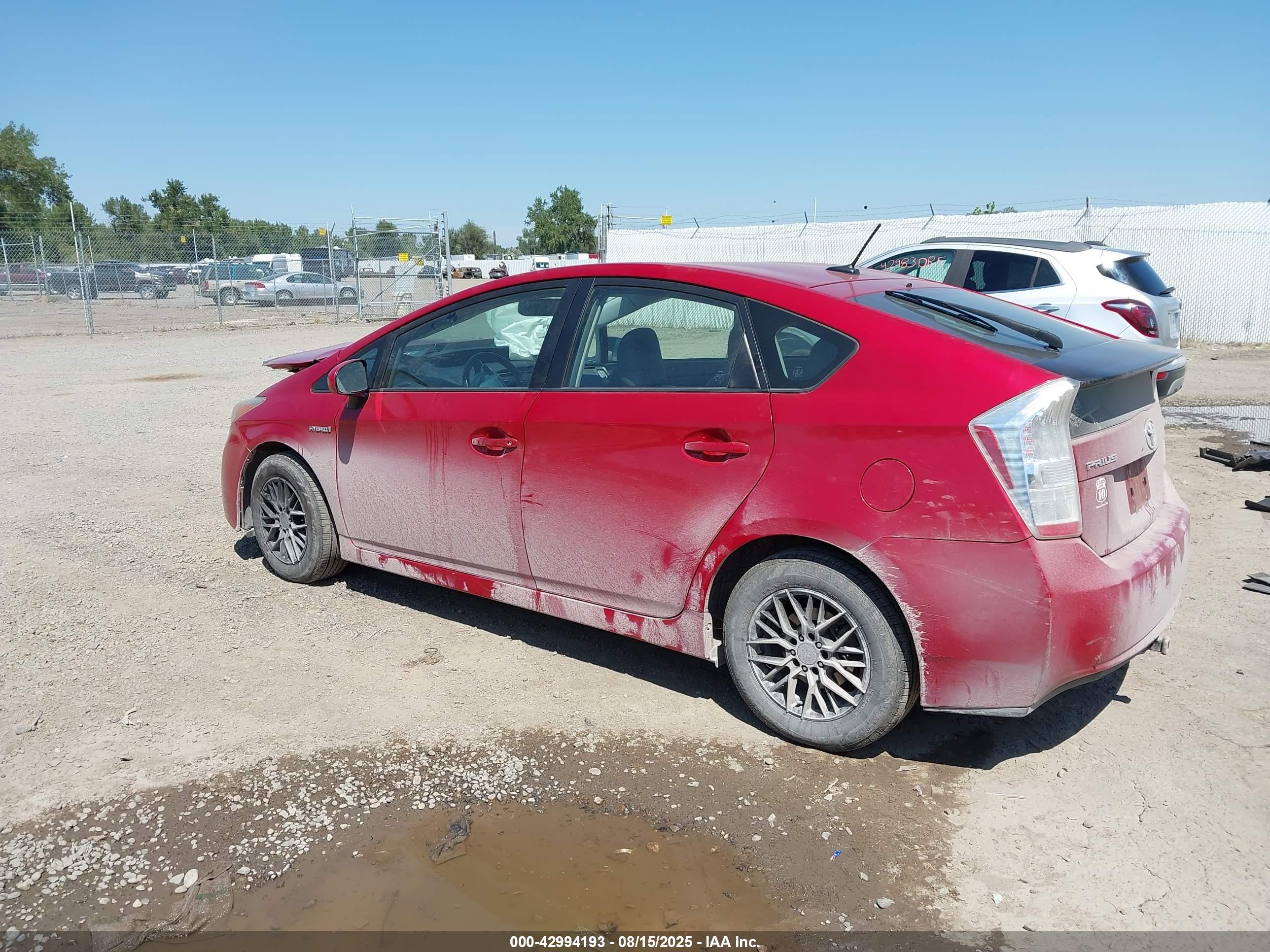 TOYOTA PRIUS image 3