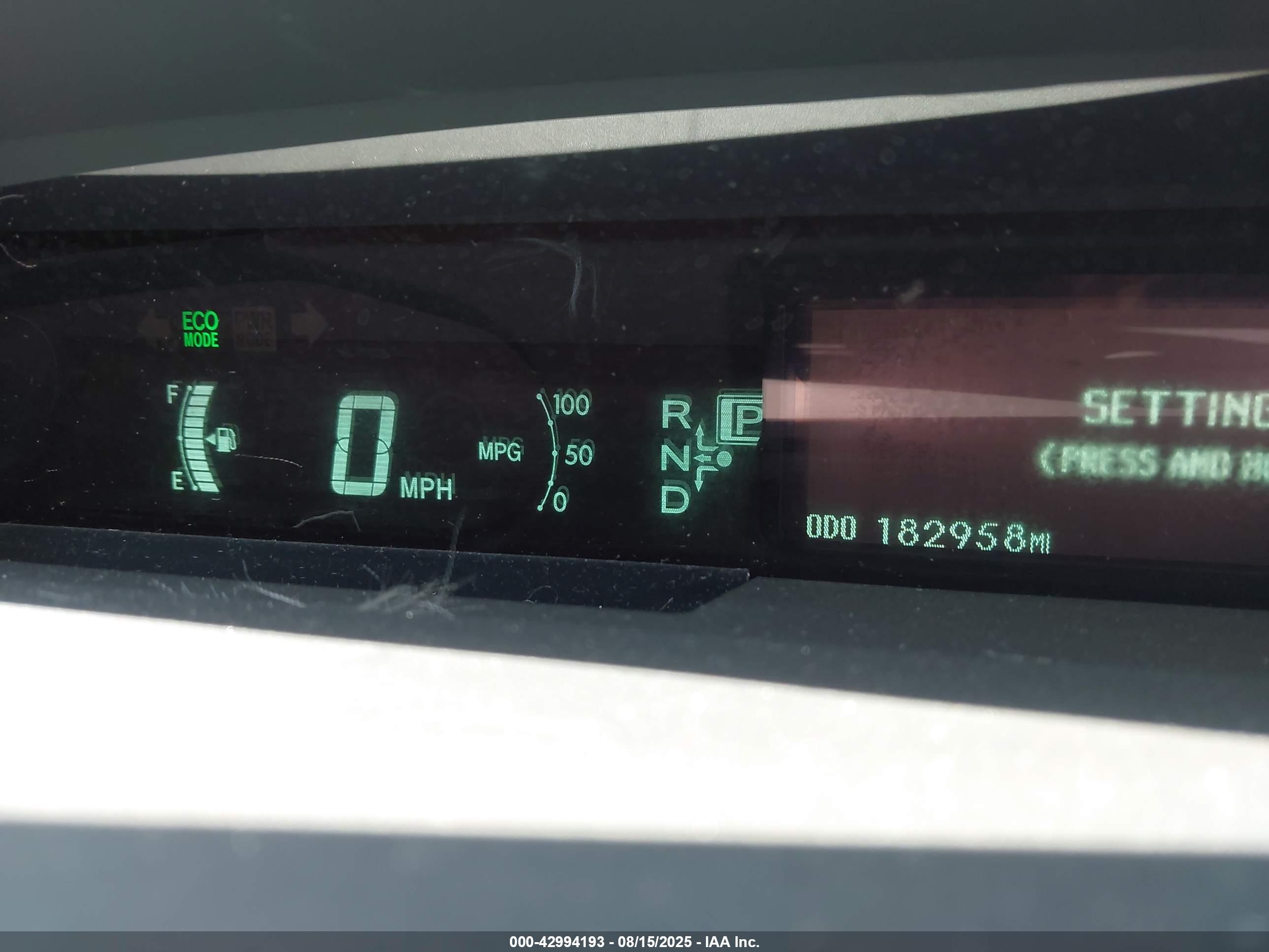 TOYOTA PRIUS image 7