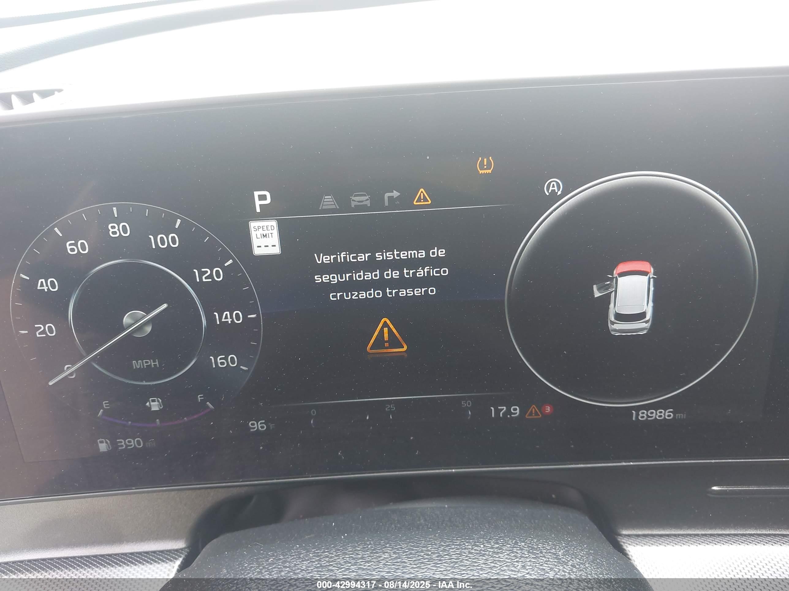 KIA SPORTAGE image 7