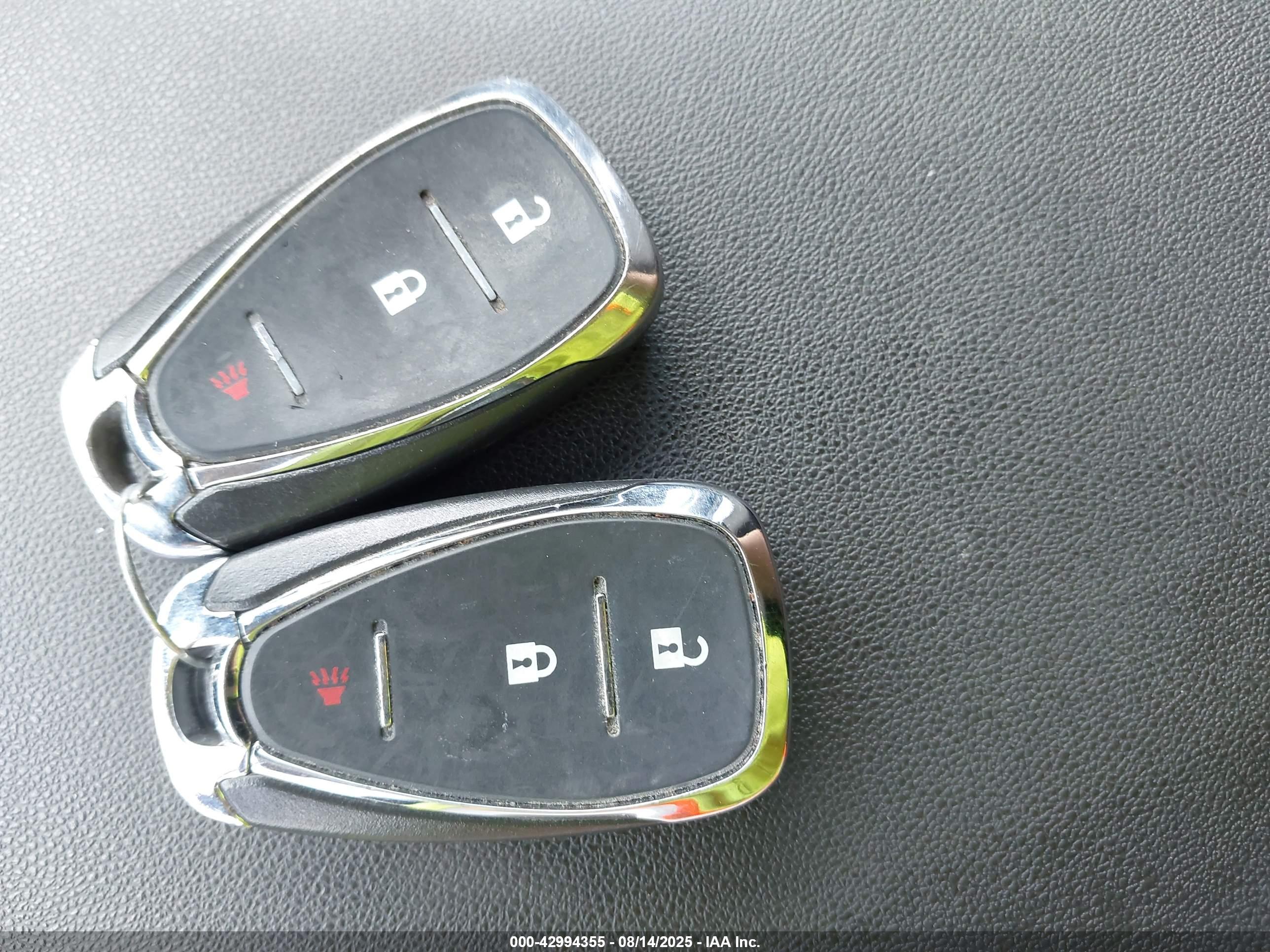 CHEVROLET EQUINOX image 11