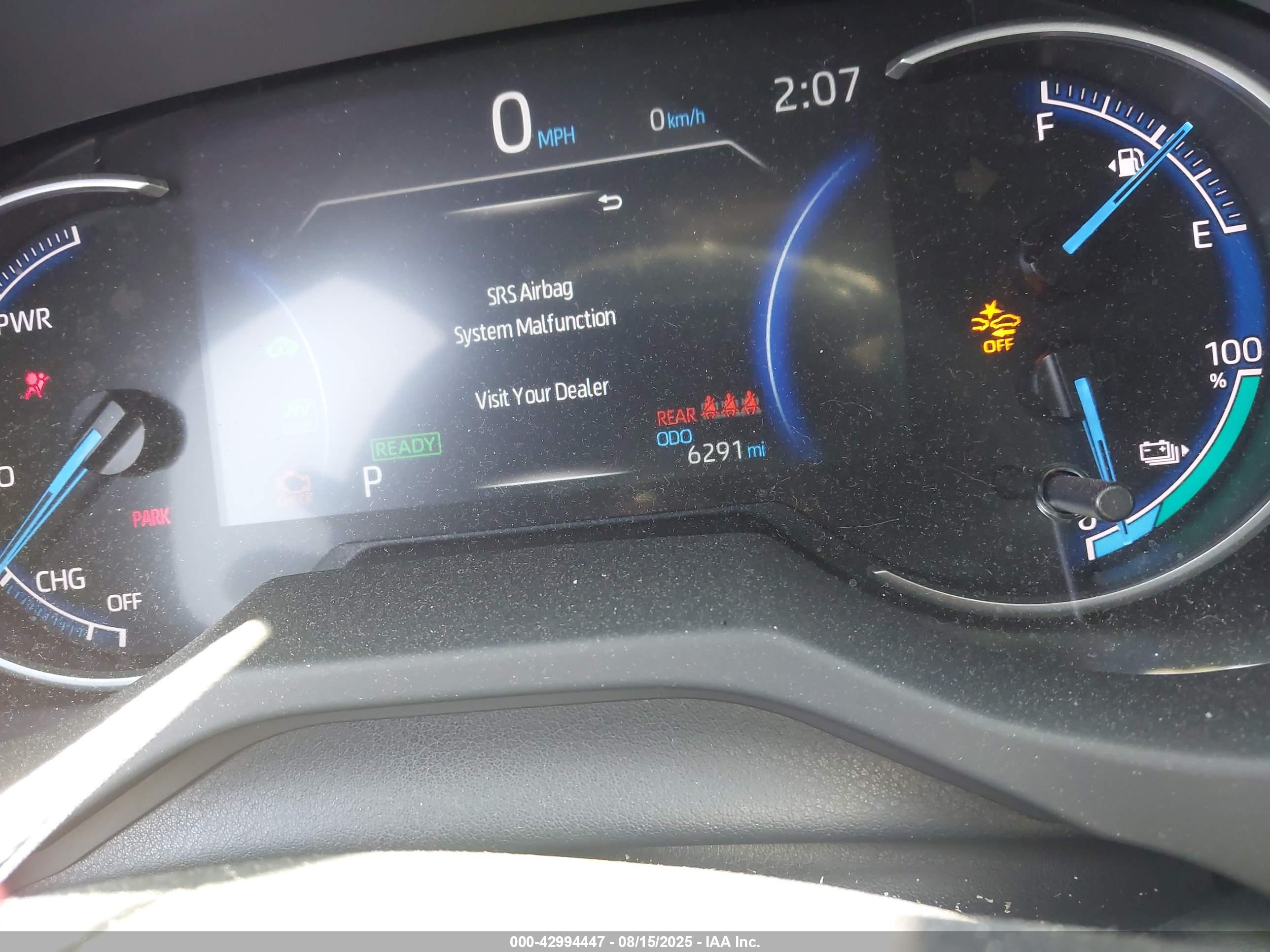 TOYOTA RAV4 image 7