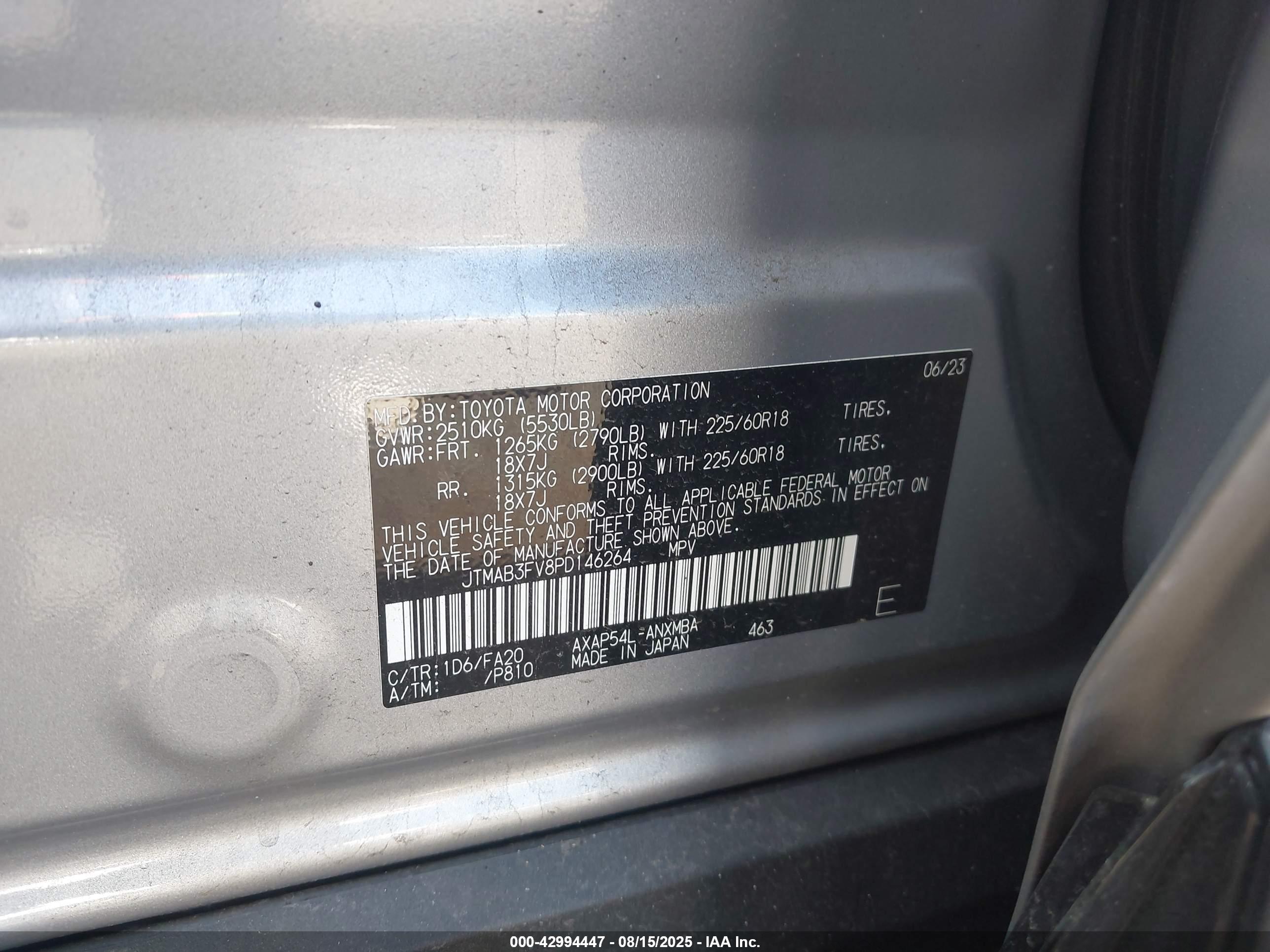TOYOTA RAV4 image 9