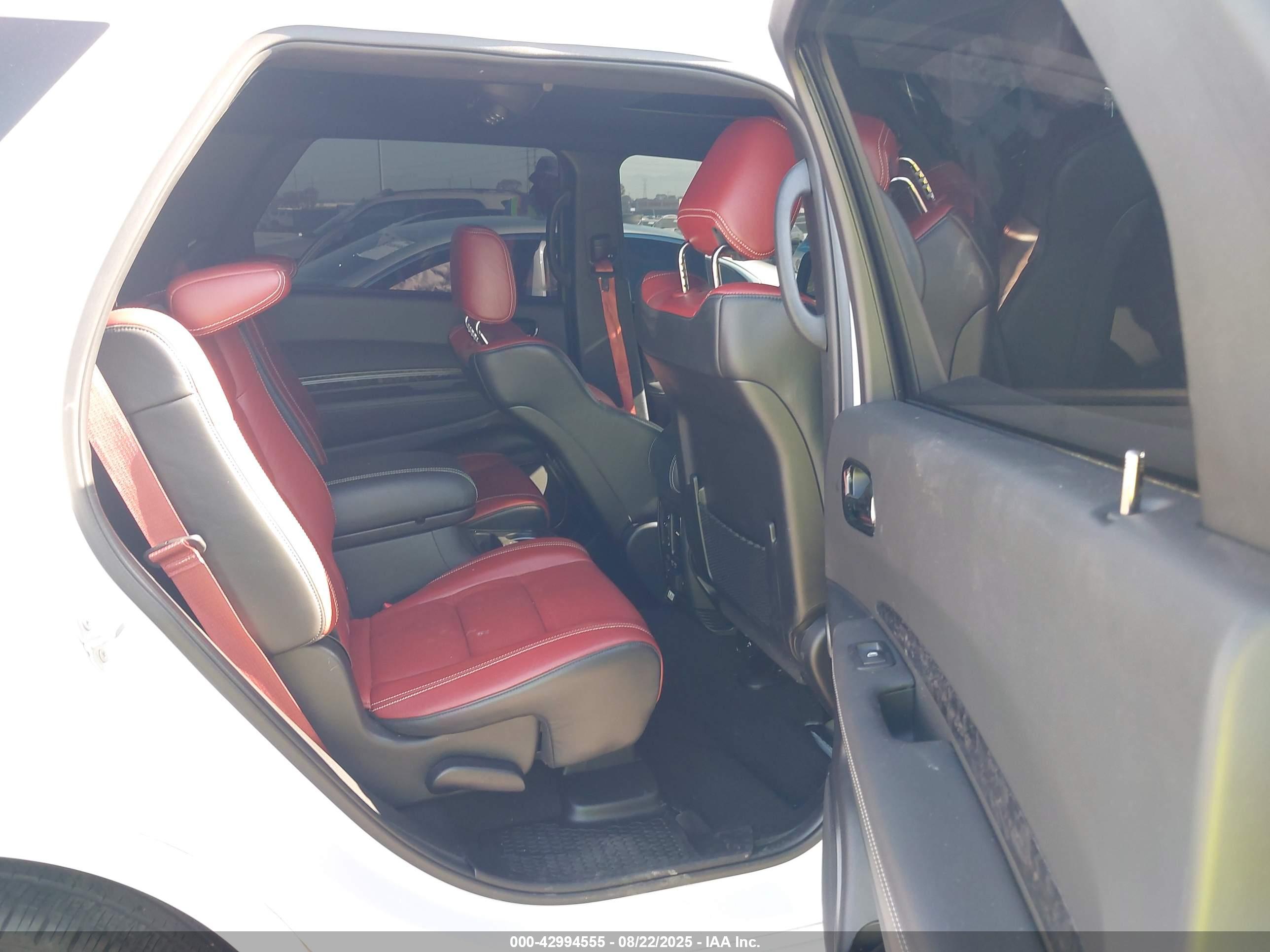 DODGE DURANGO image 8