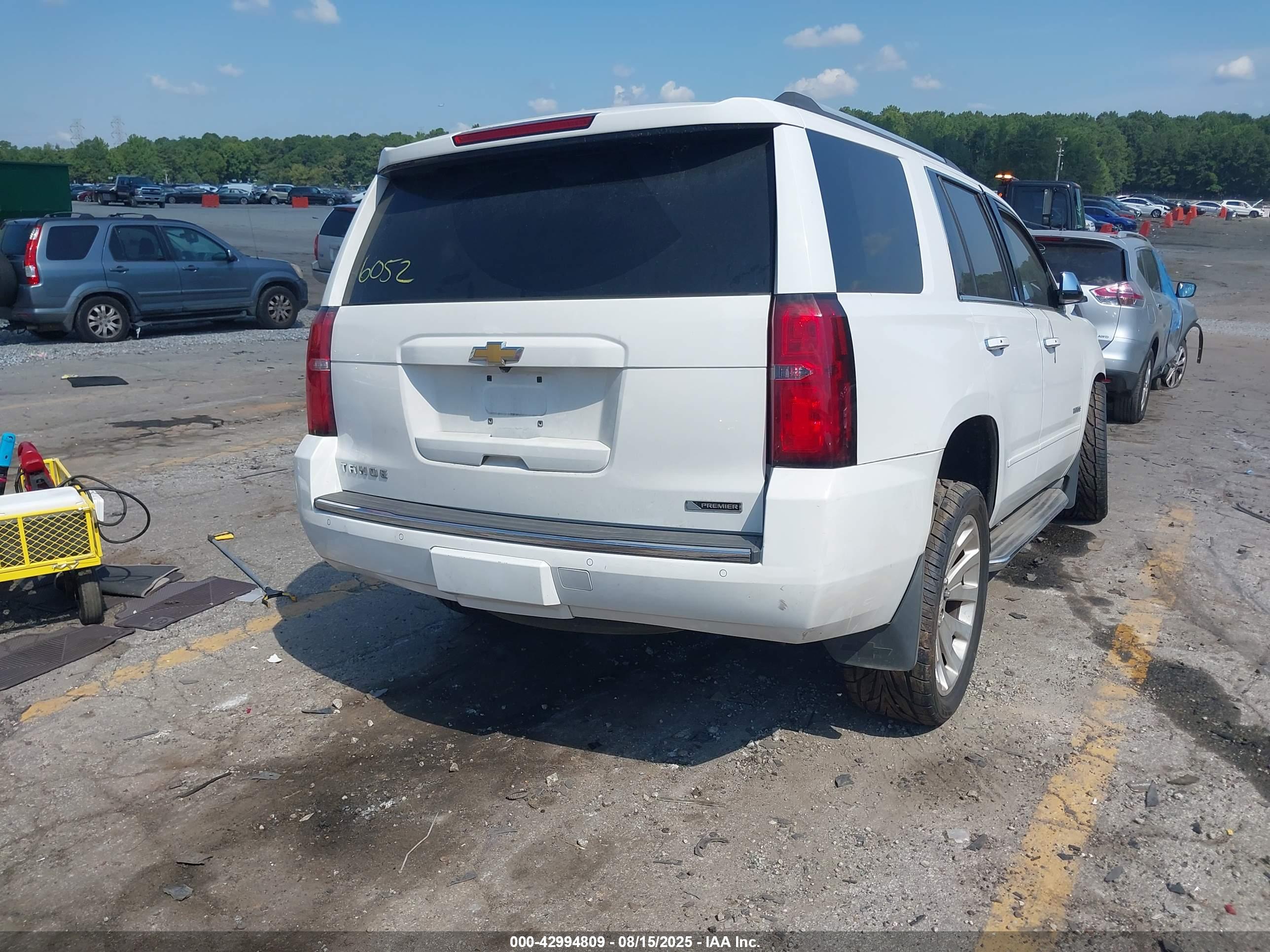 CHEVROLET TAHOE image 4