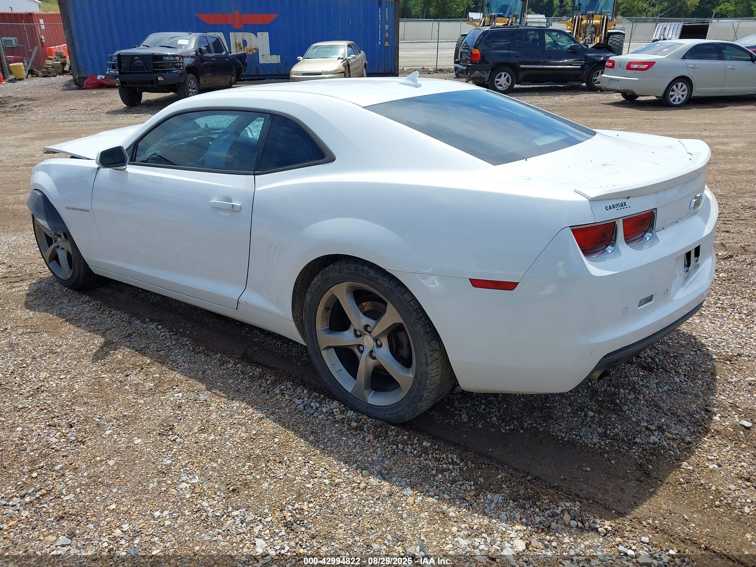 CHEVROLET CAMARO image 3