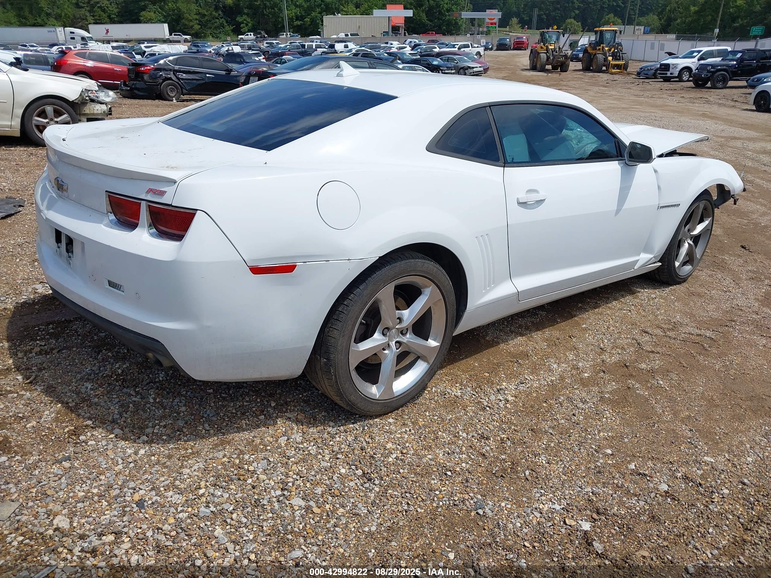 CHEVROLET CAMARO image 4