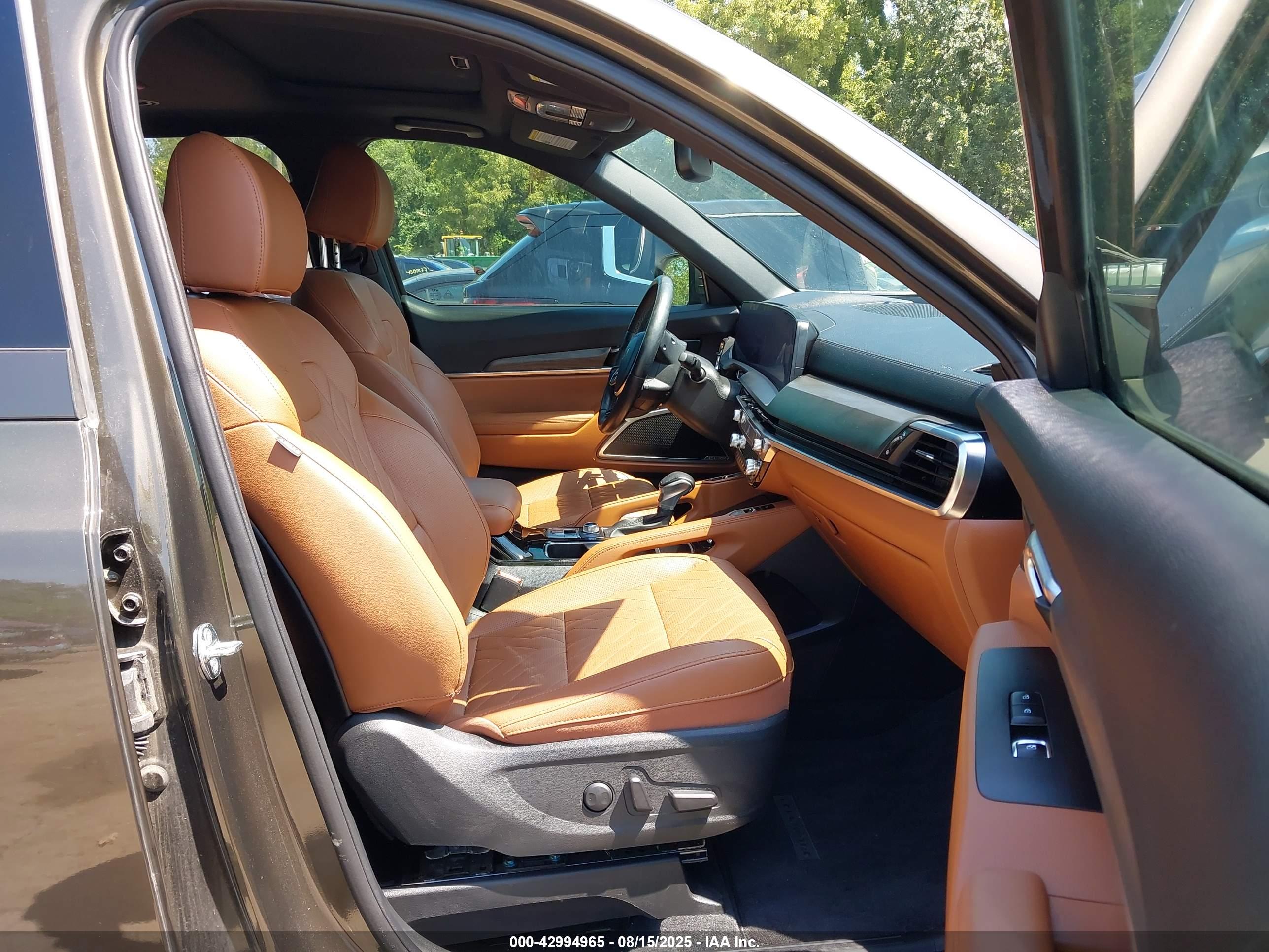 KIA TELLURIDE image 5