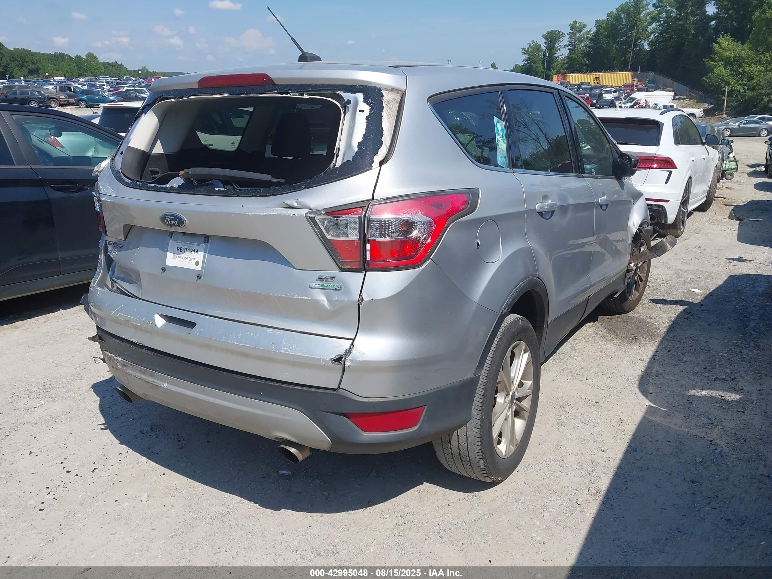 FORD ESCAPE image 4