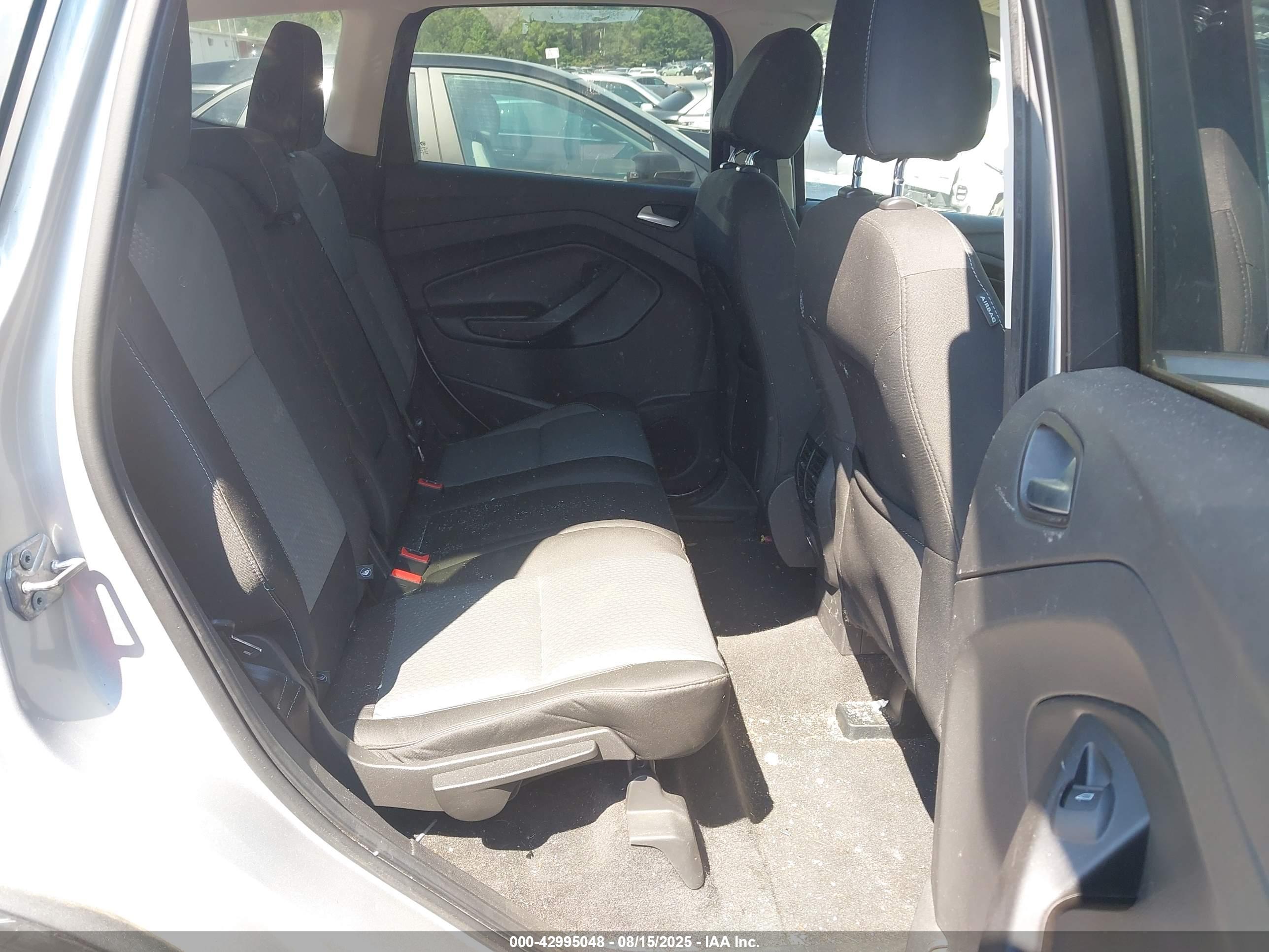 FORD ESCAPE image 8