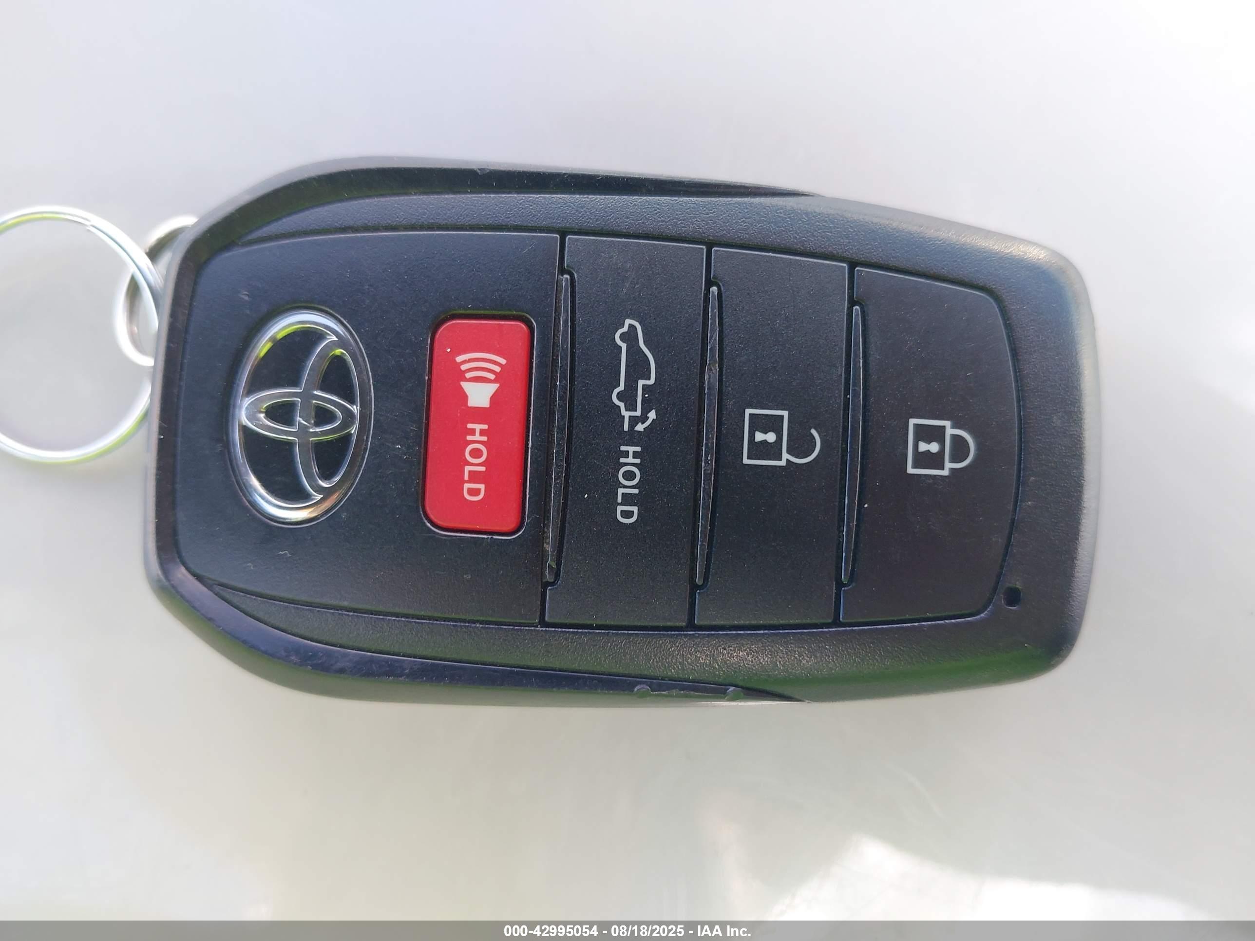 TOYOTA TACOMA image 11