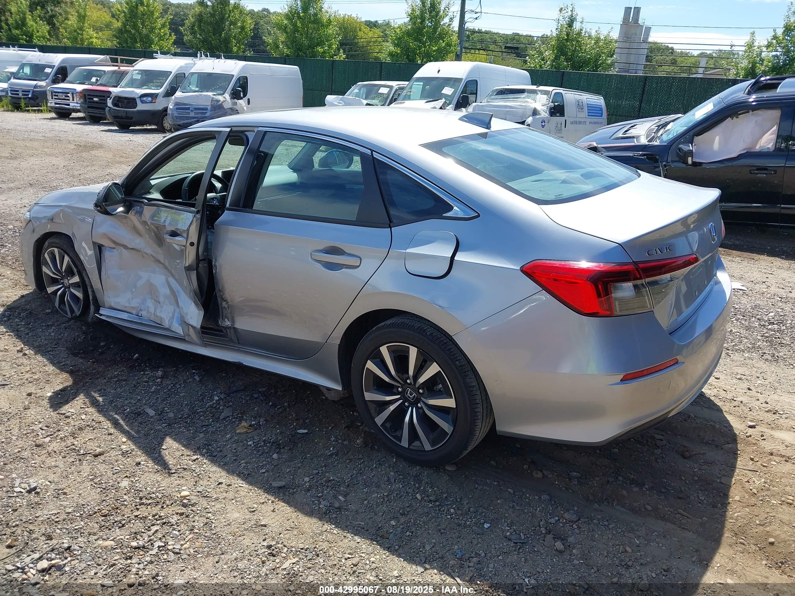 HONDA CIVIC image 3