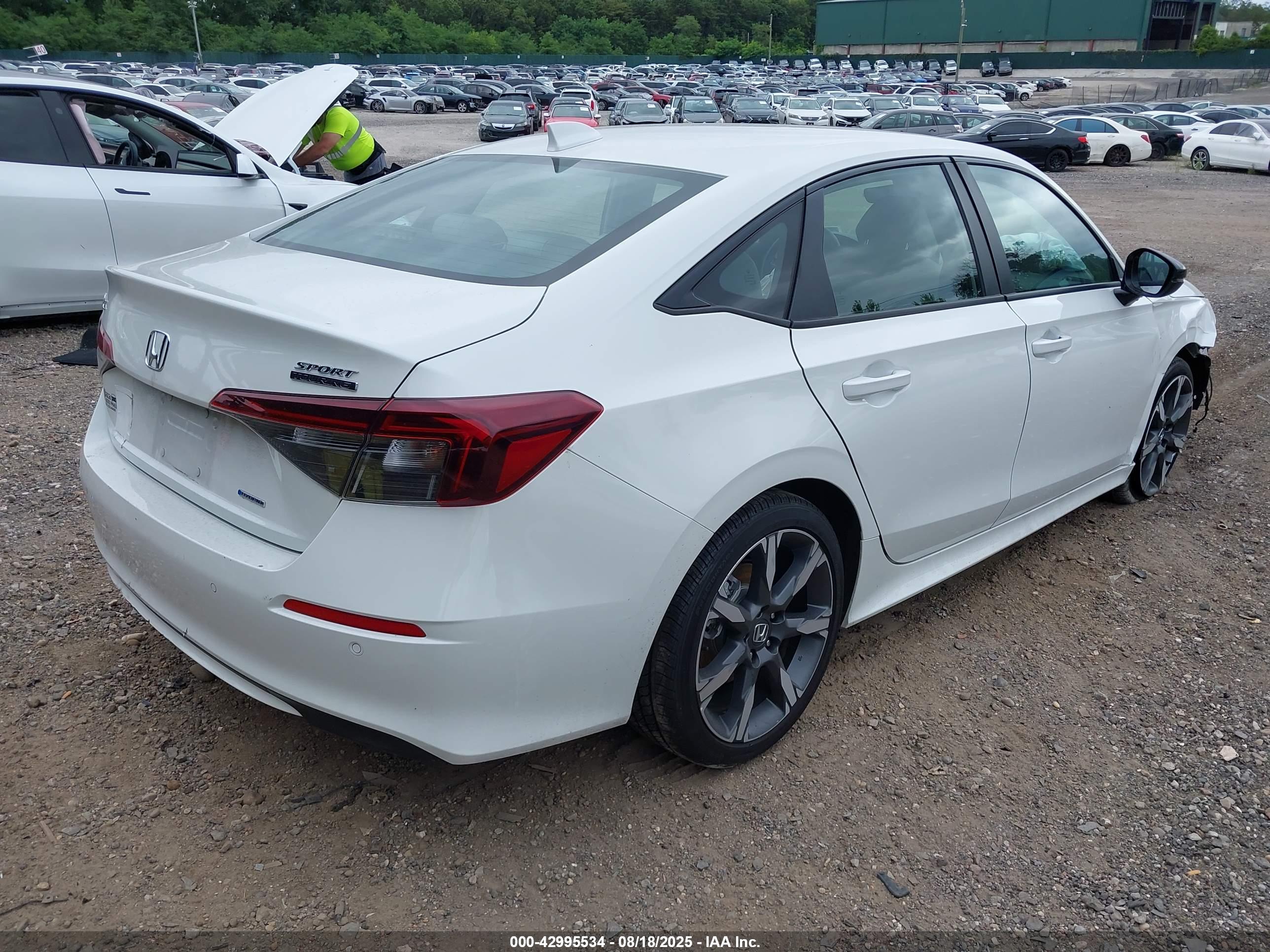 HONDA CIVIC image 4