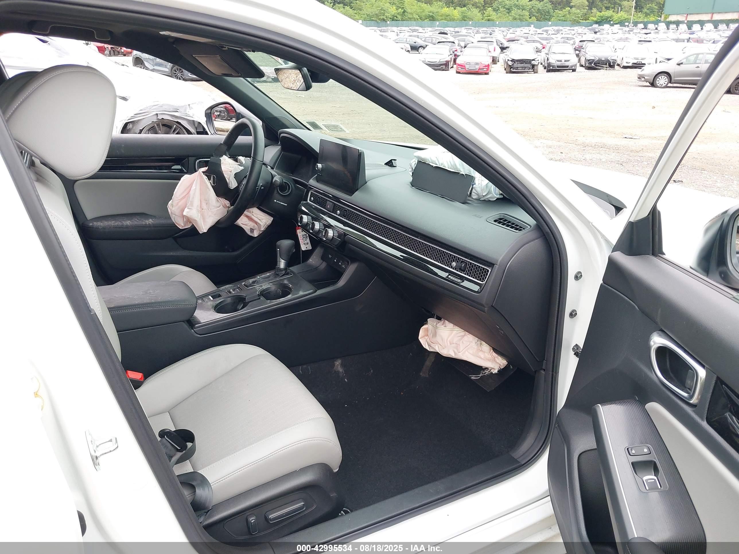 HONDA CIVIC image 5