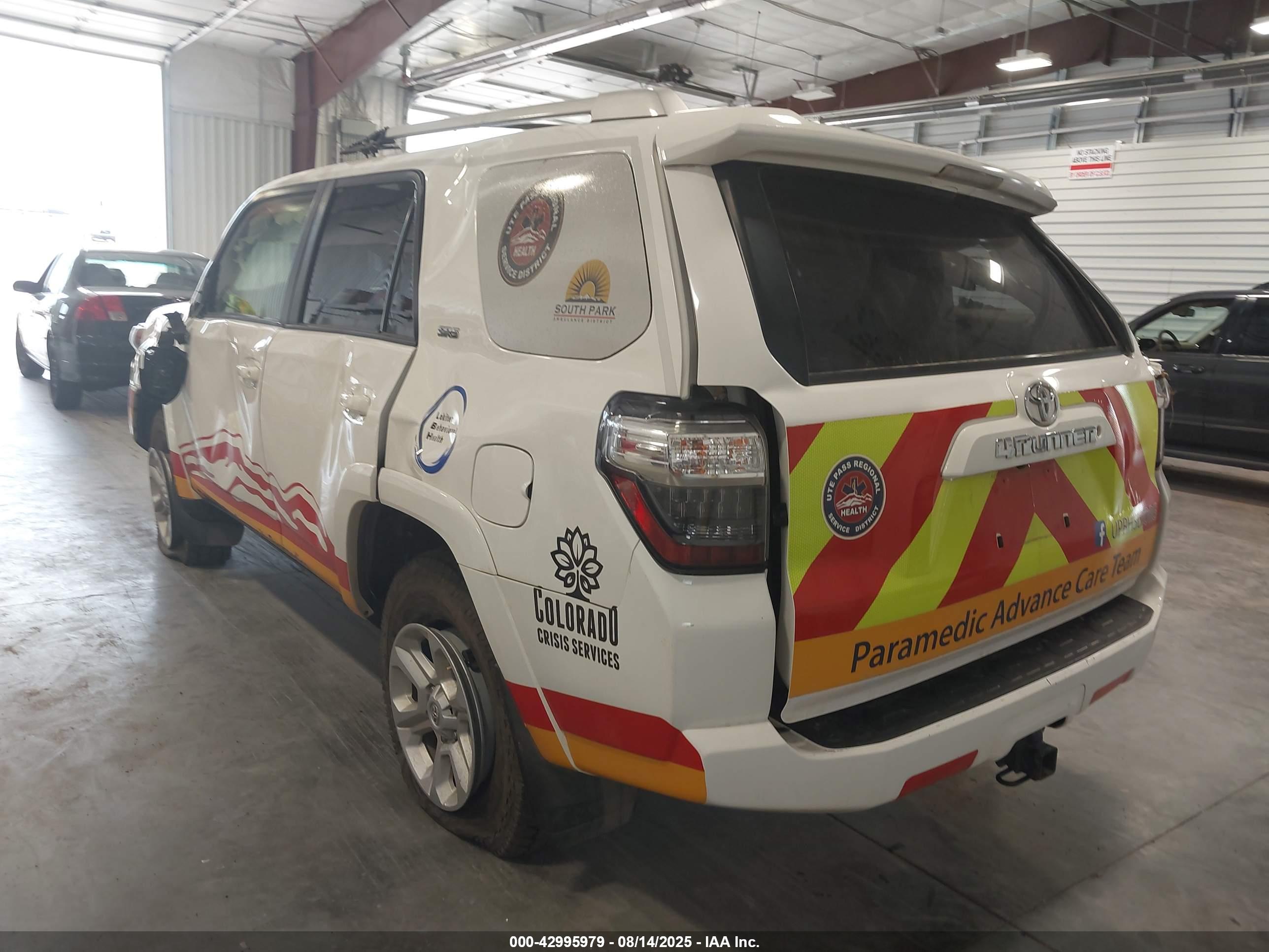TOYOTA 4RUNNER image 3