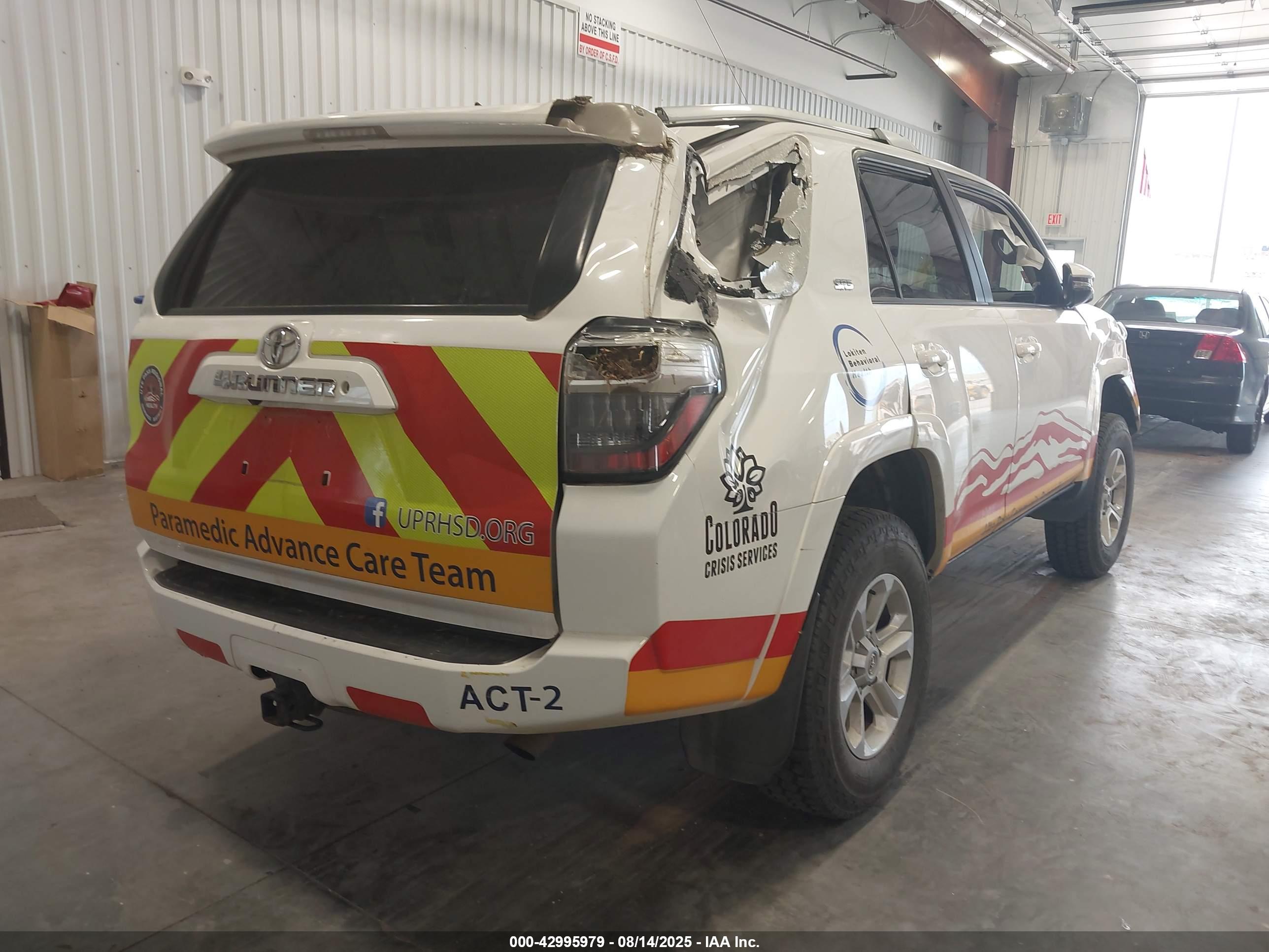 TOYOTA 4RUNNER image 4