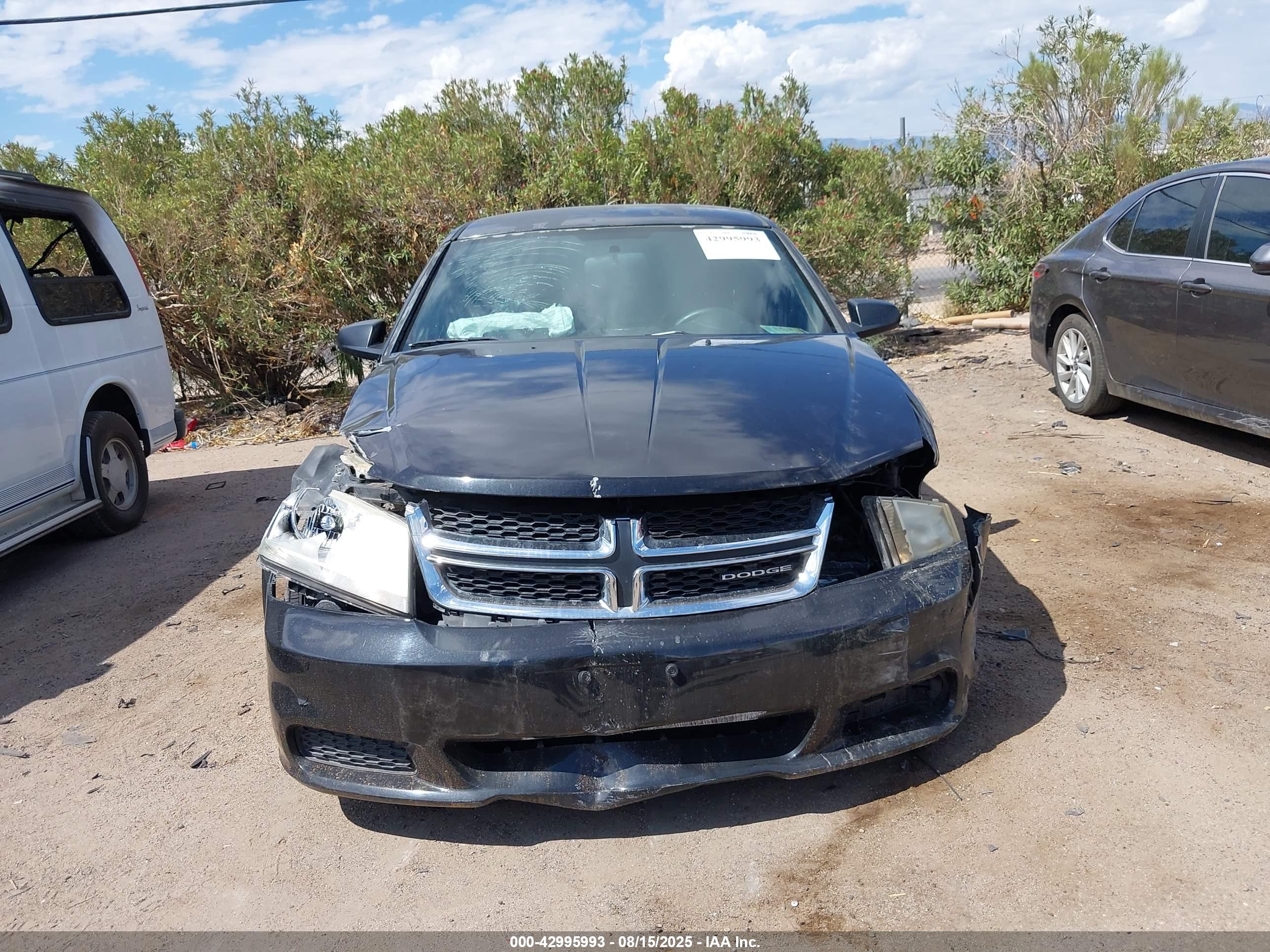 DODGE AVENGER image 6