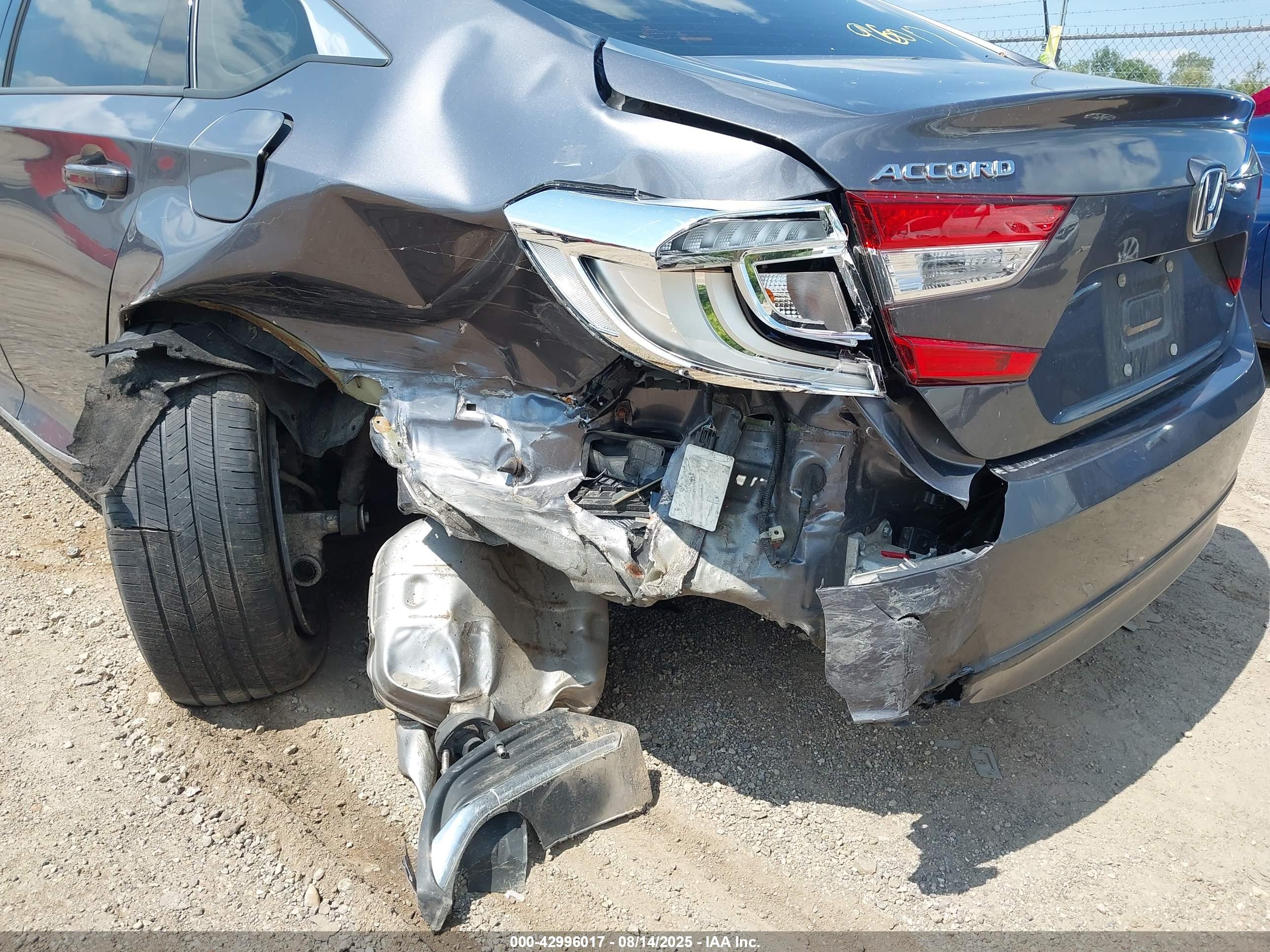 HONDA ACCORD image 6