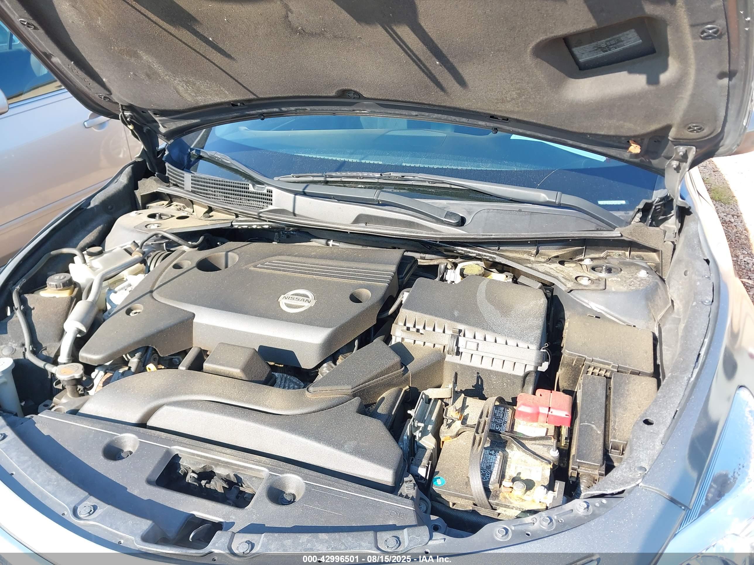 NISSAN ALTIMA image 10